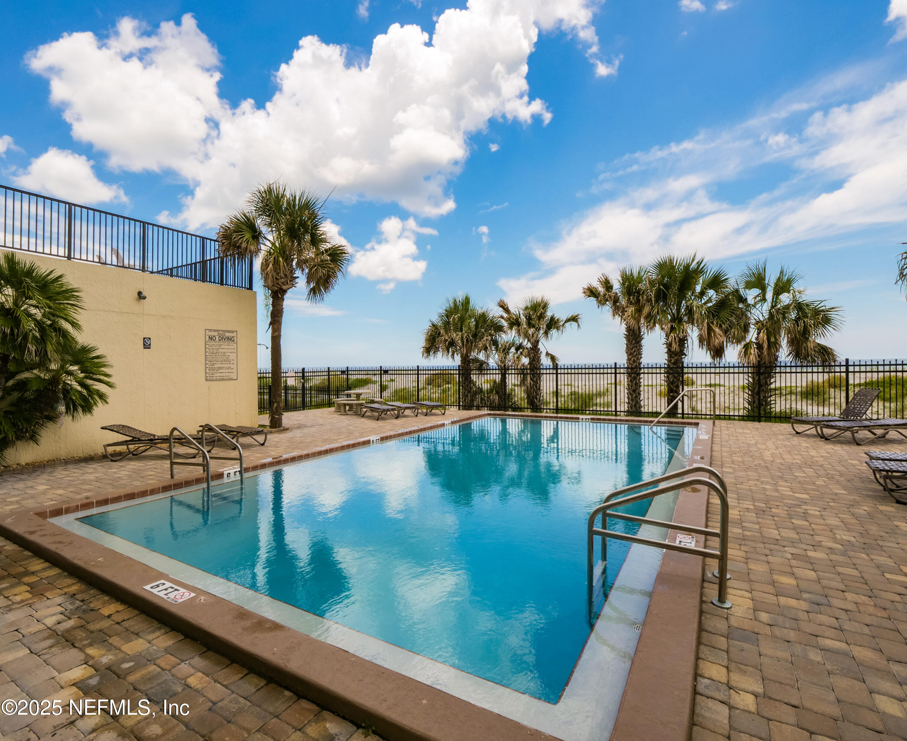 601 S 1ST Street, 6H