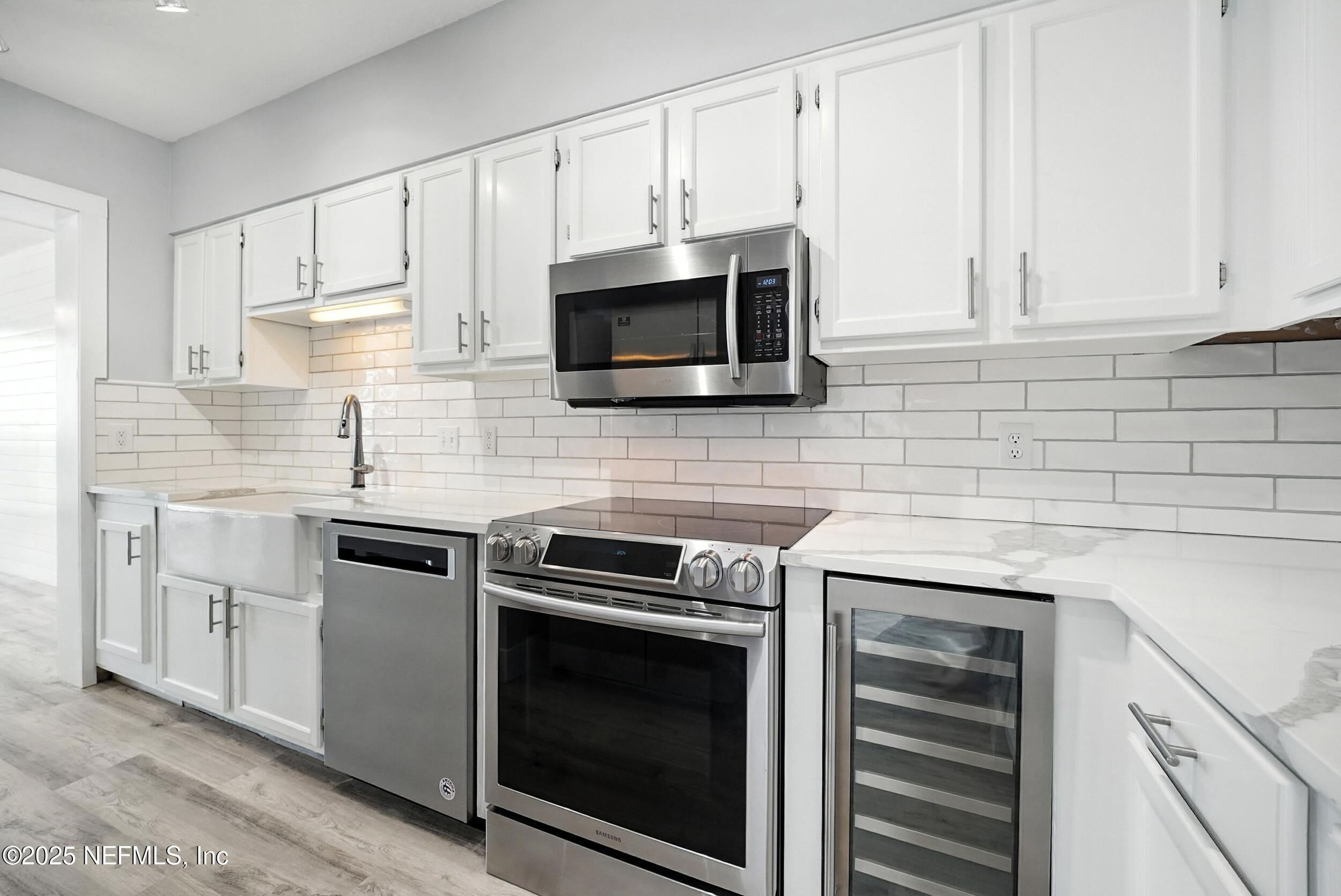 601 S 1ST Street, 6H