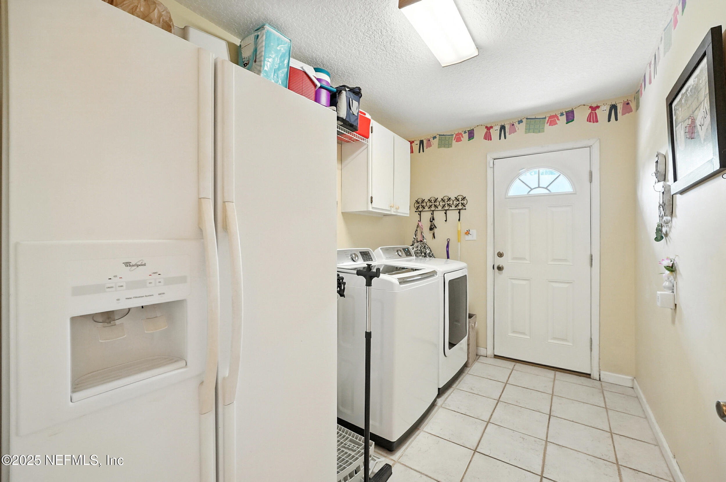 104 TWIN CEDAR Court