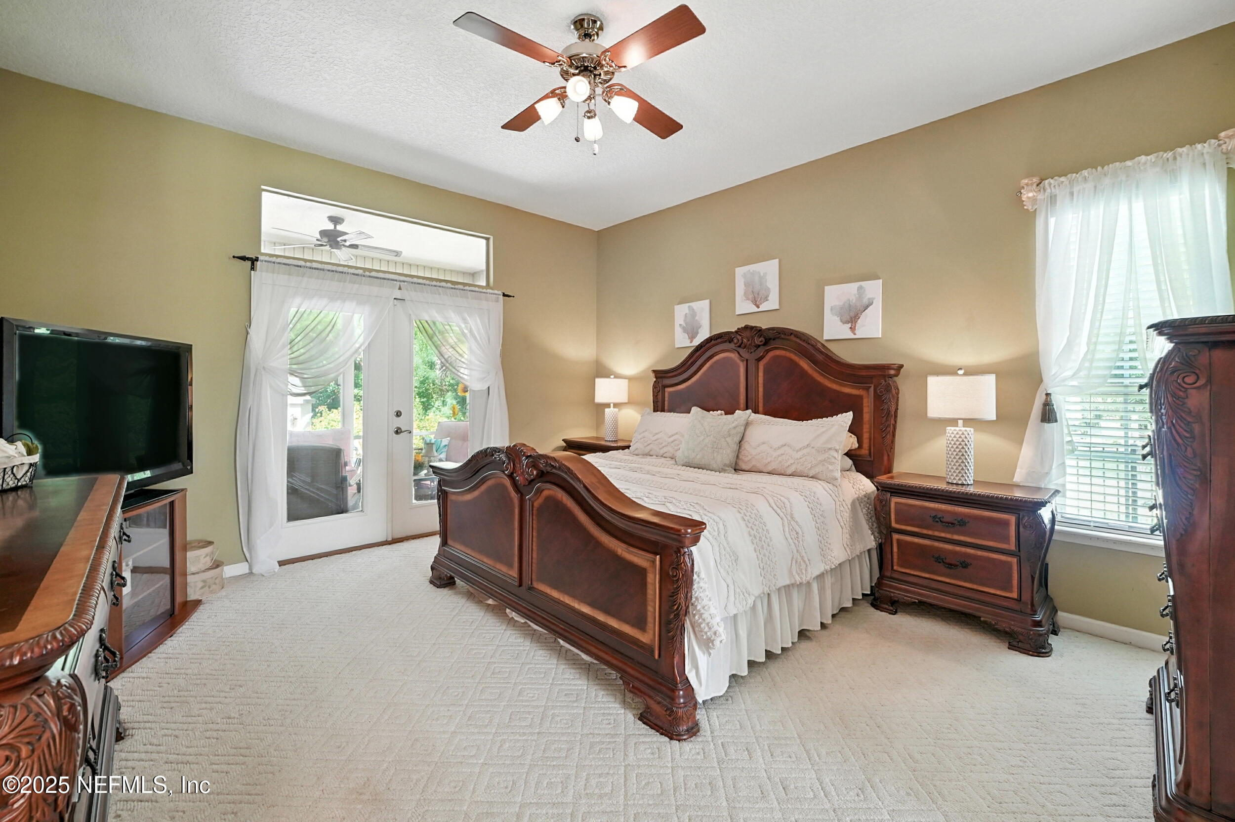 104 TWIN CEDAR Court