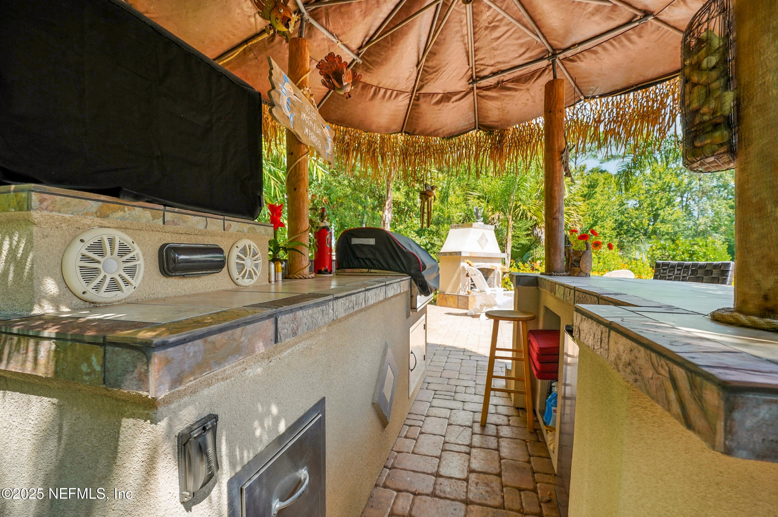 104 TWIN CEDAR Court