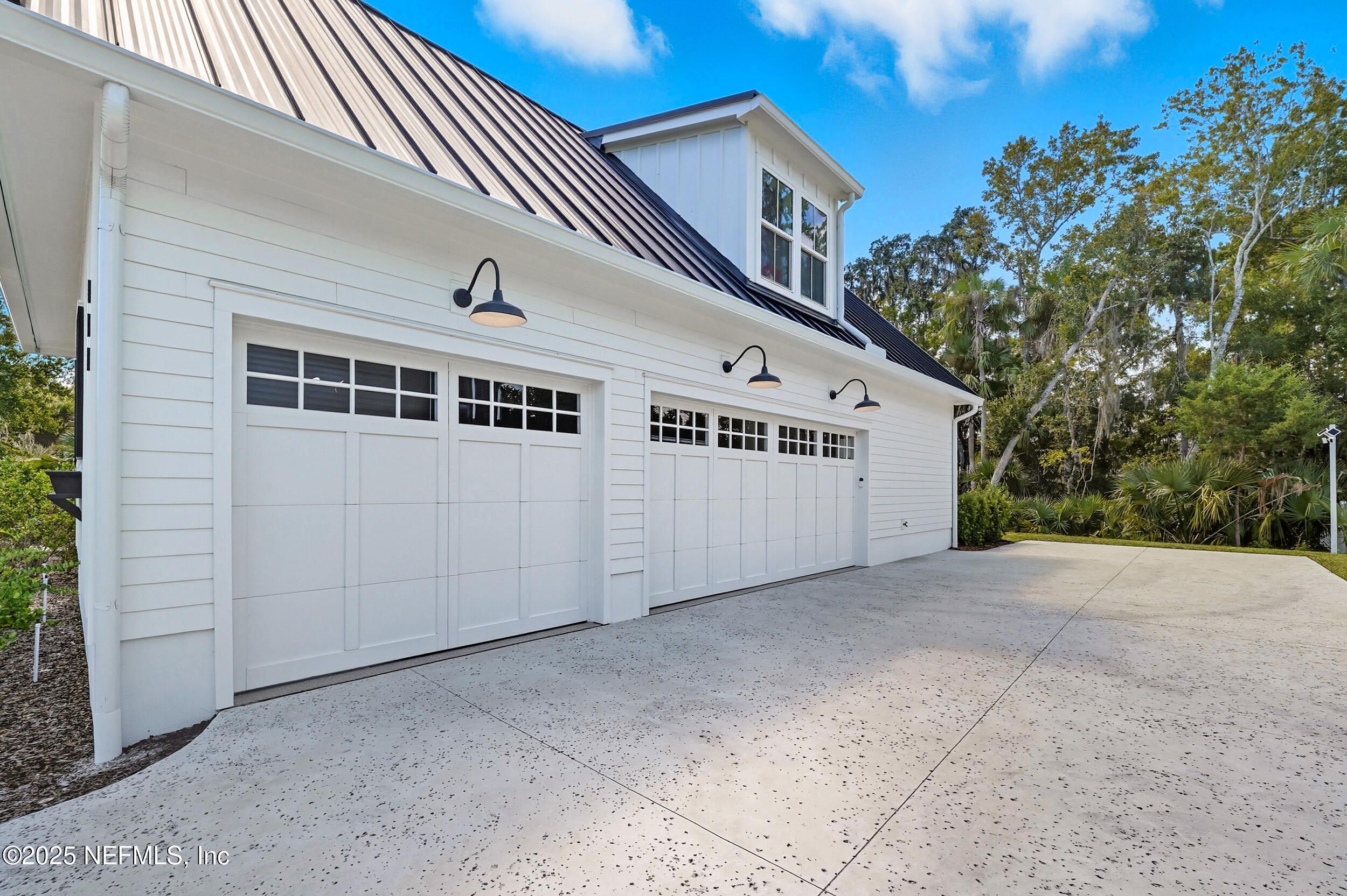 110 S WILDERNESS Trail