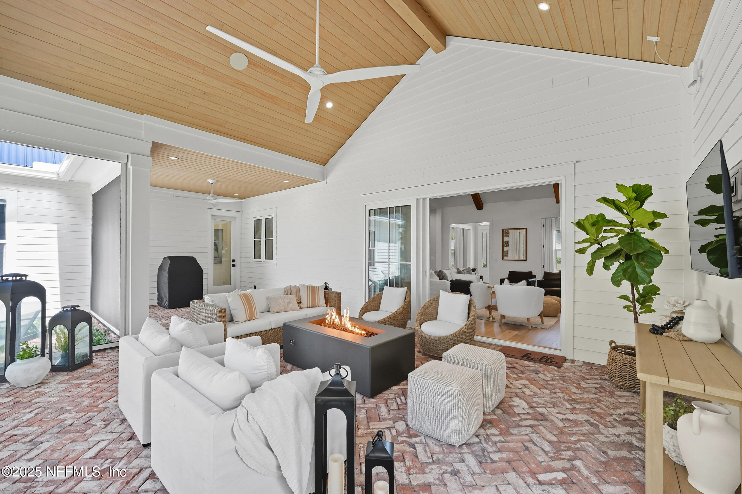 110 S WILDERNESS Trail