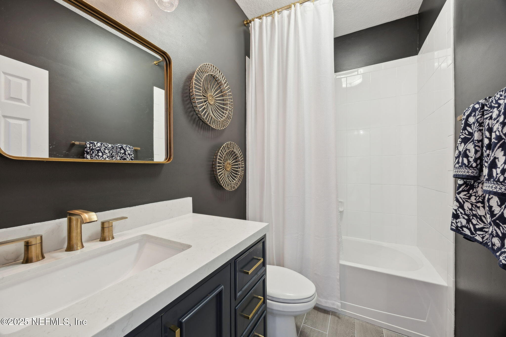 88 PARADISE VALLEY Drive