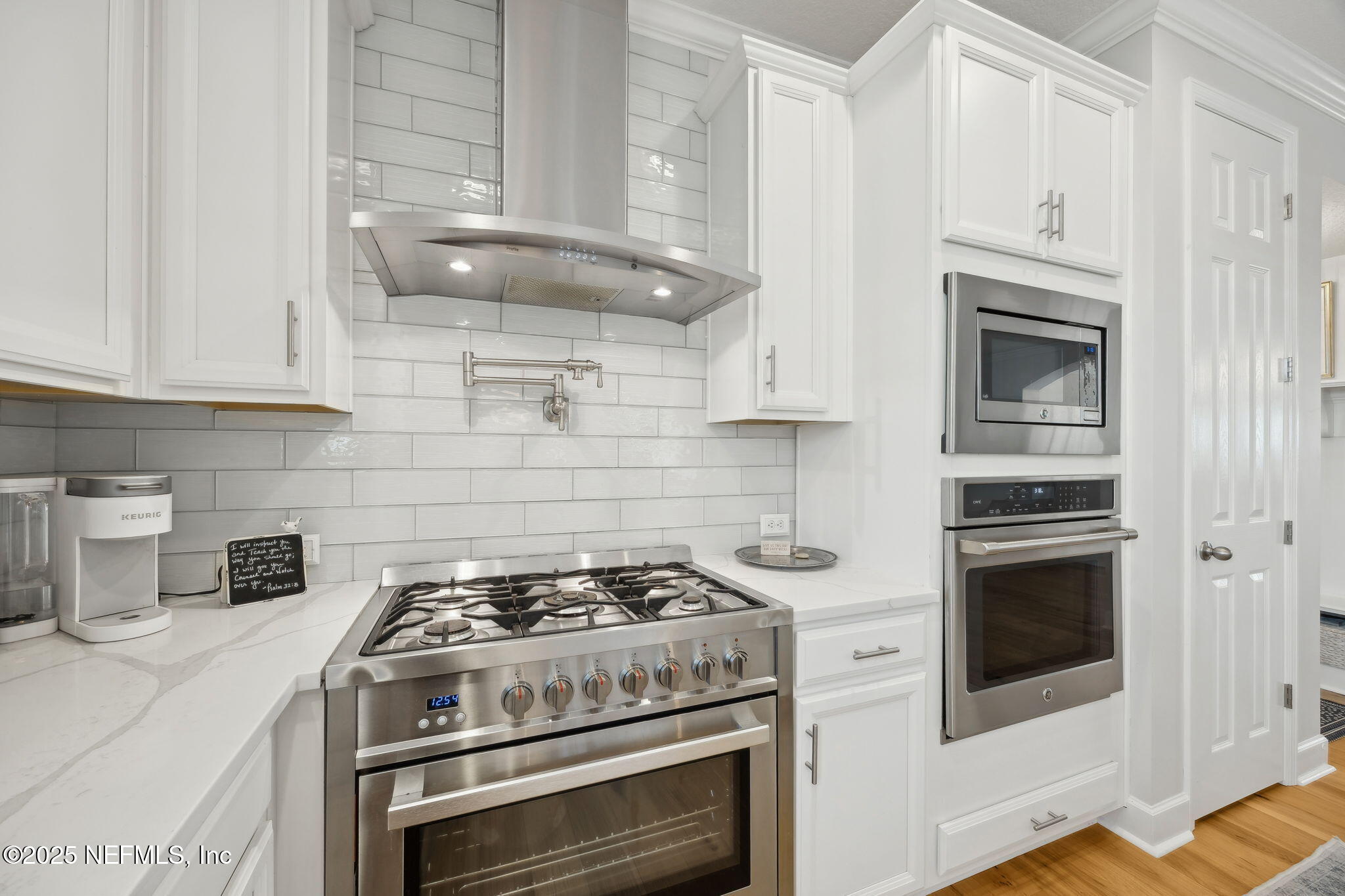 88 PARADISE VALLEY Drive