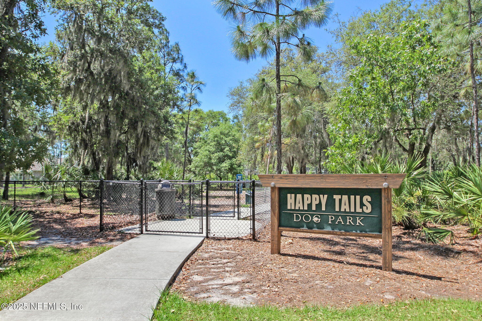 88 PARADISE VALLEY Drive