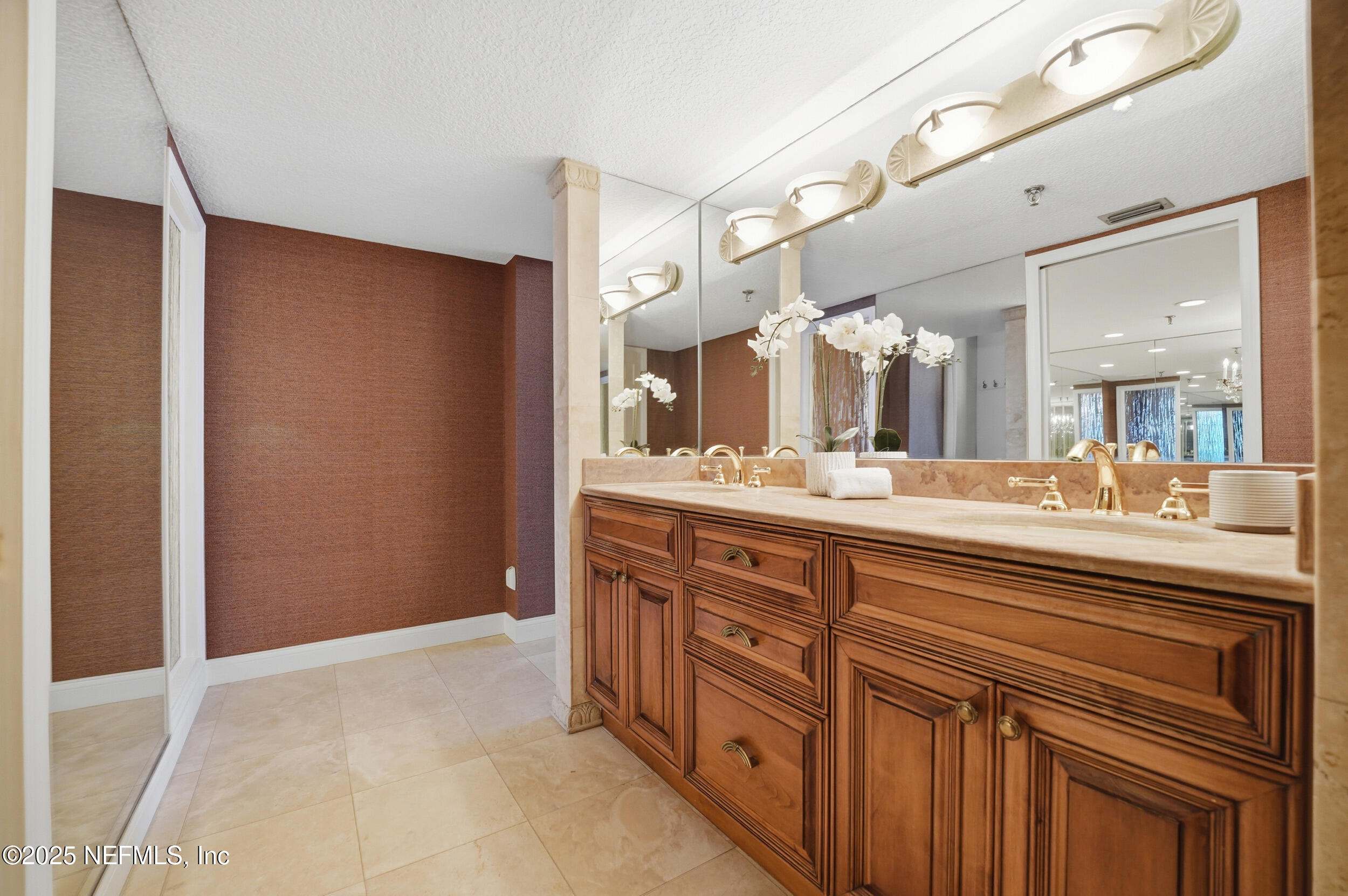 1221 S 1ST Street 10B