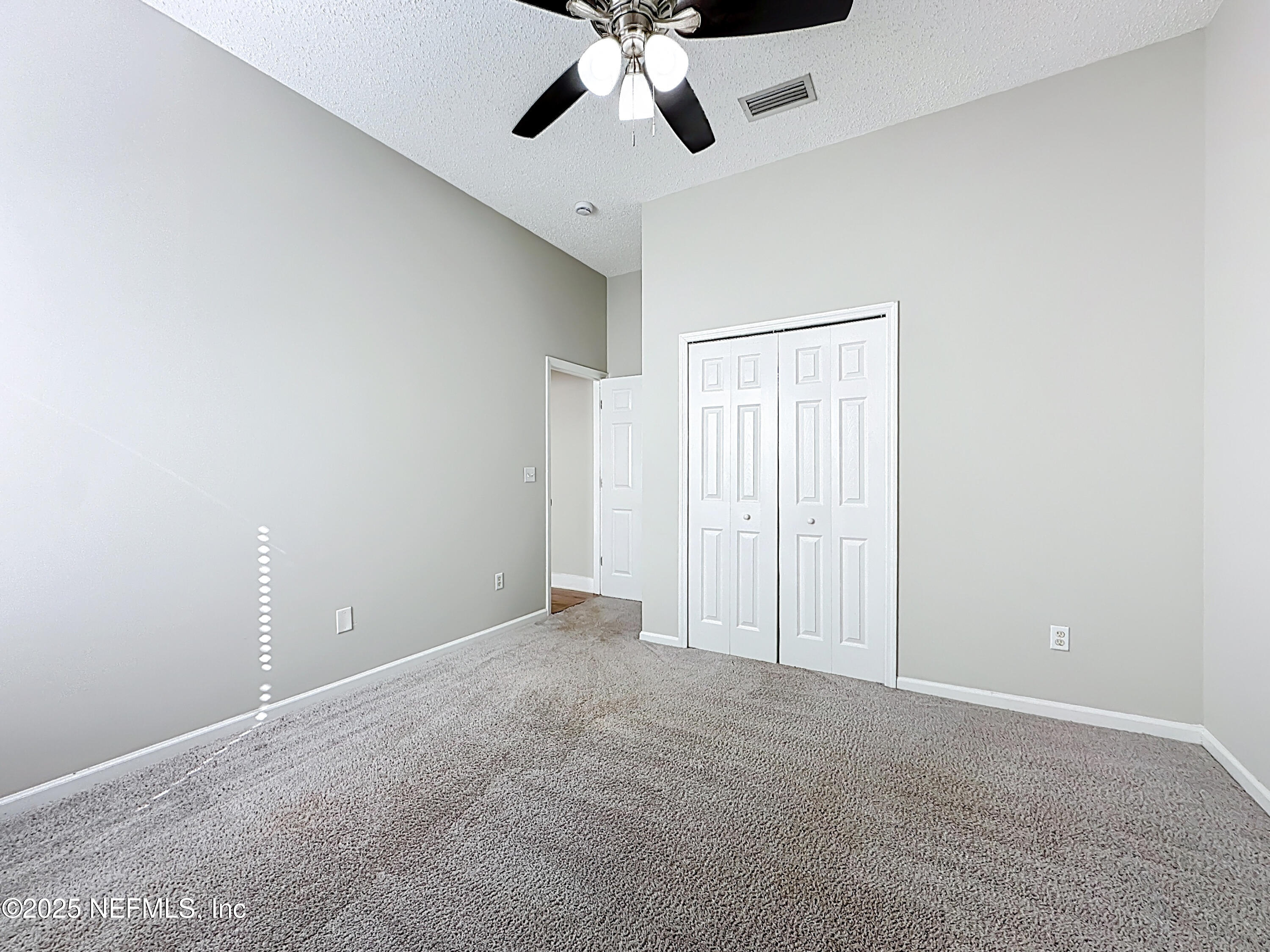 1727 E HAWKINS COVE Drive