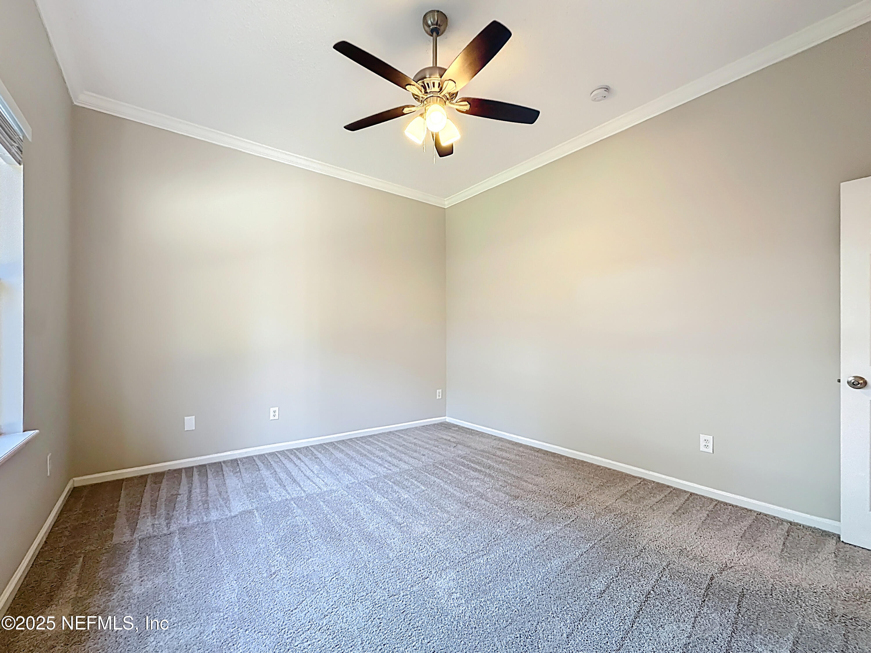 1727 E HAWKINS COVE Drive