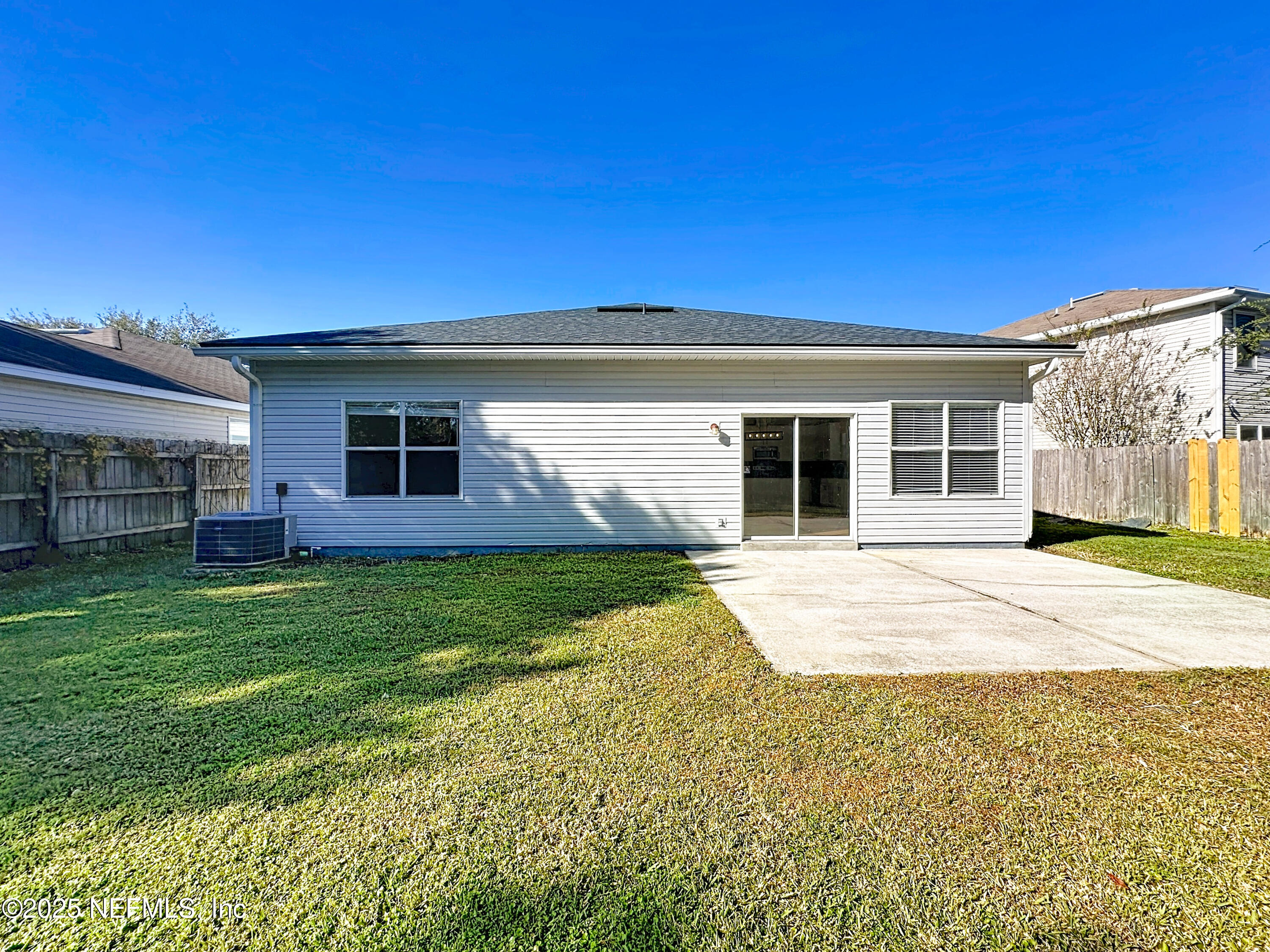 1727 E HAWKINS COVE Drive