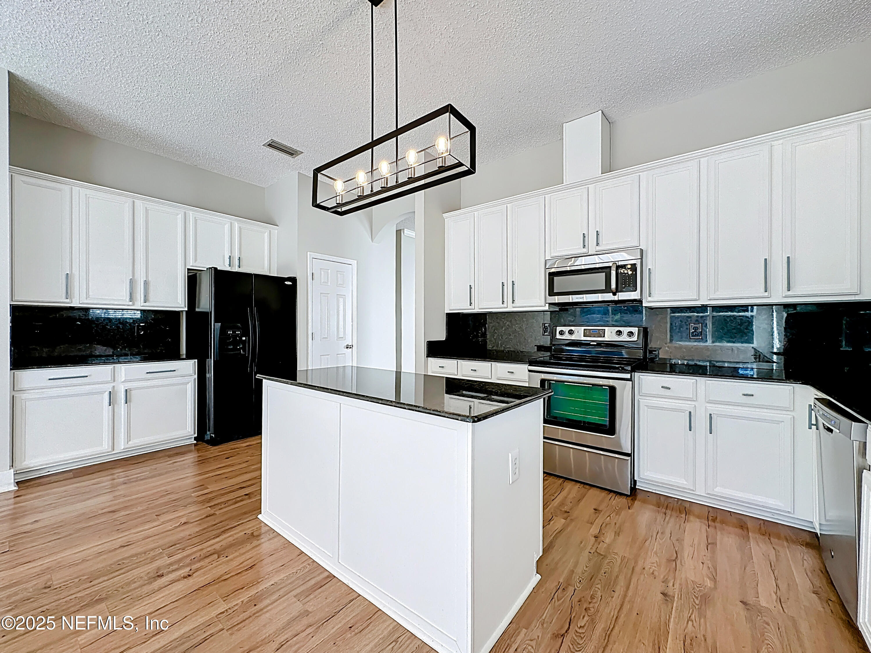 1727 E HAWKINS COVE Drive