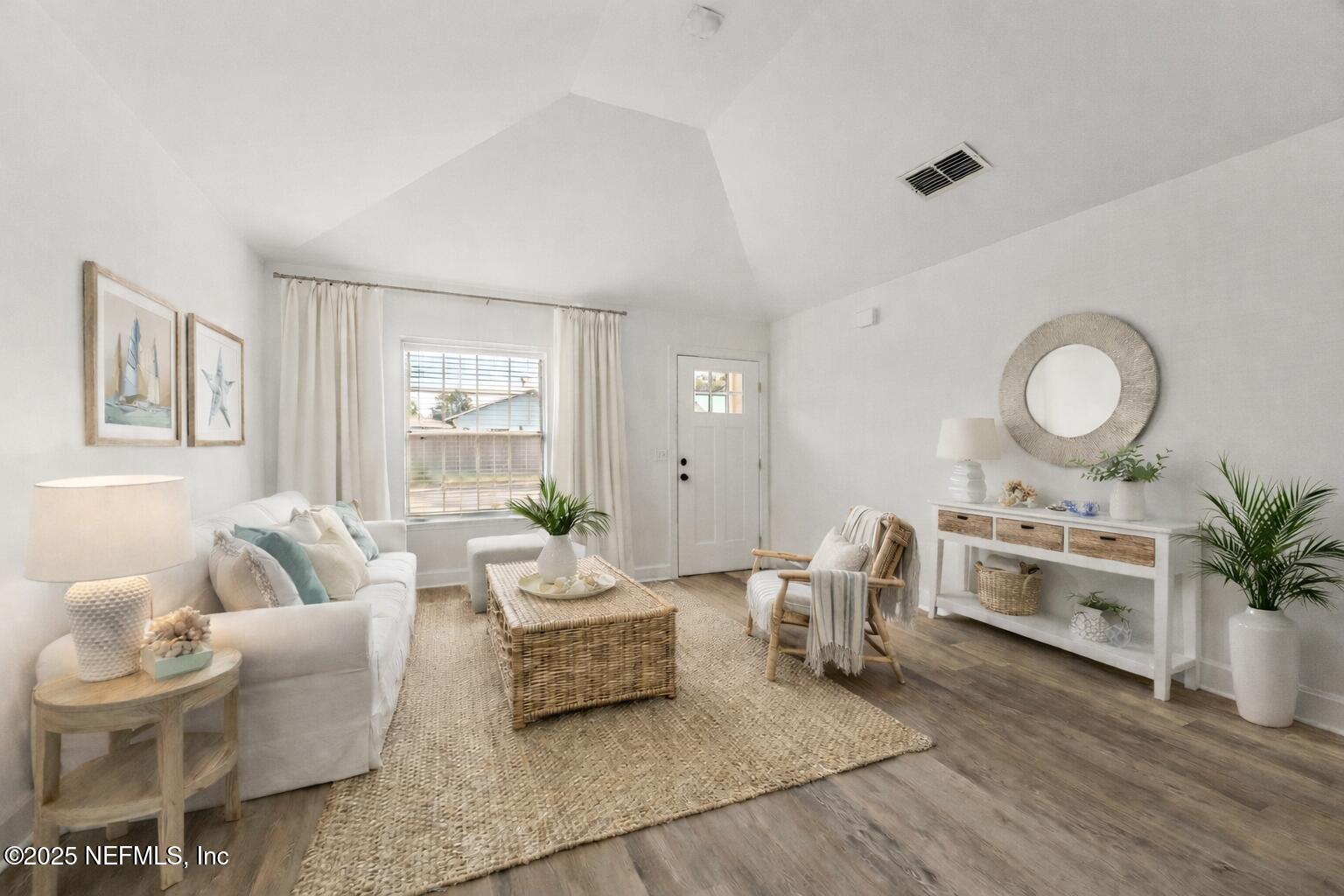 103 SOLANO CAY Circle