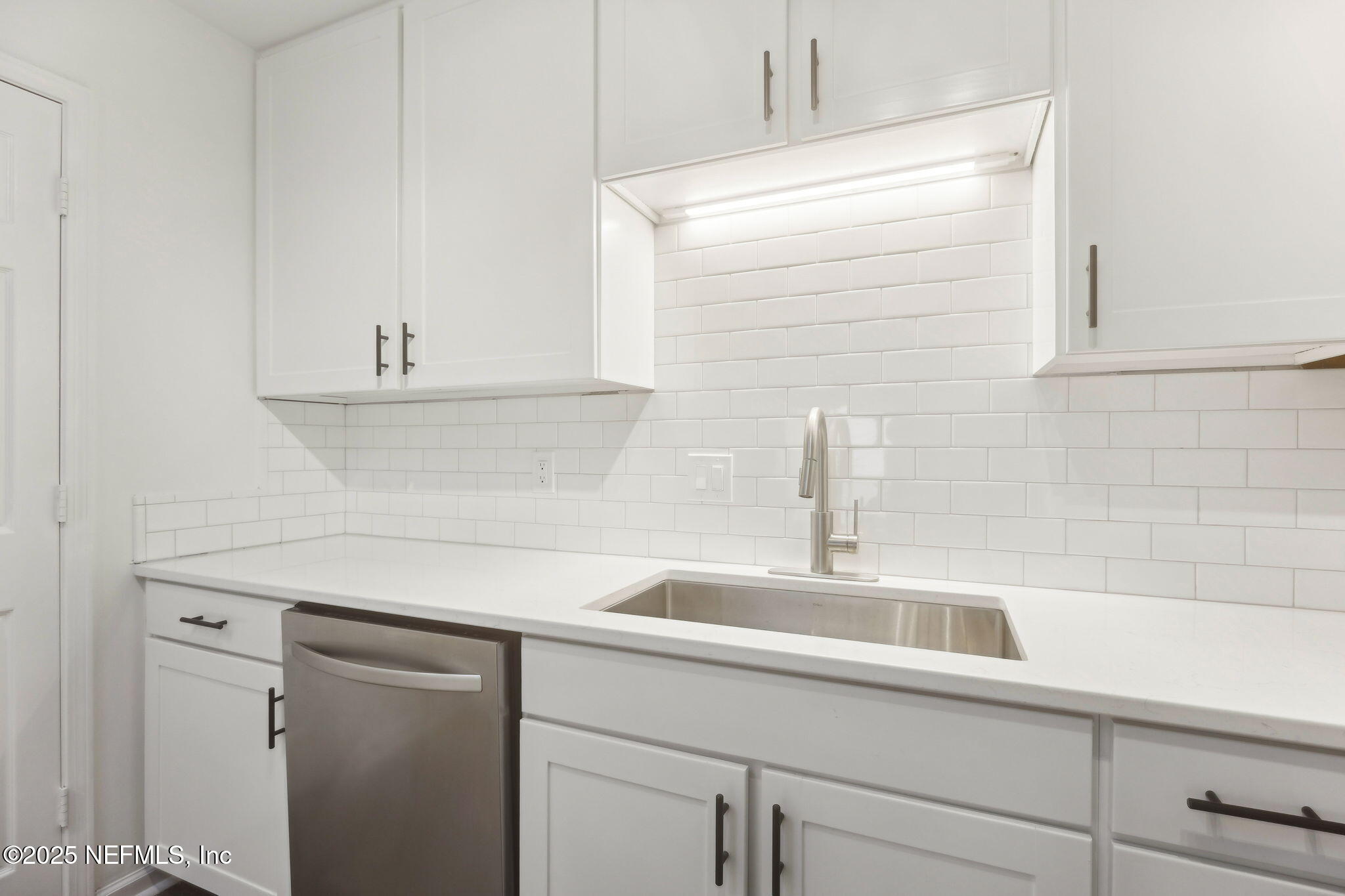 103 SOLANO CAY Circle