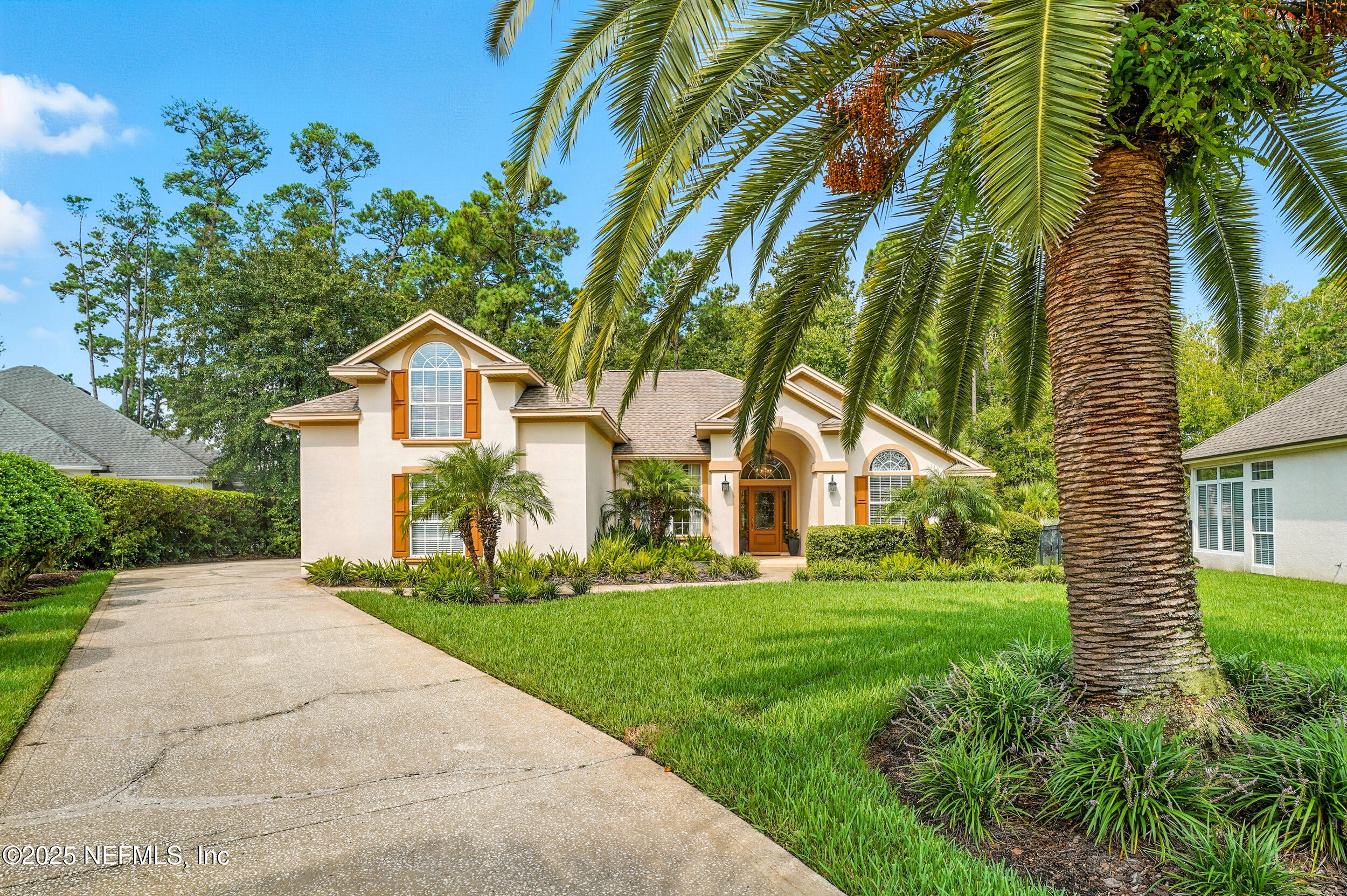 104 TWIN CEDAR Court