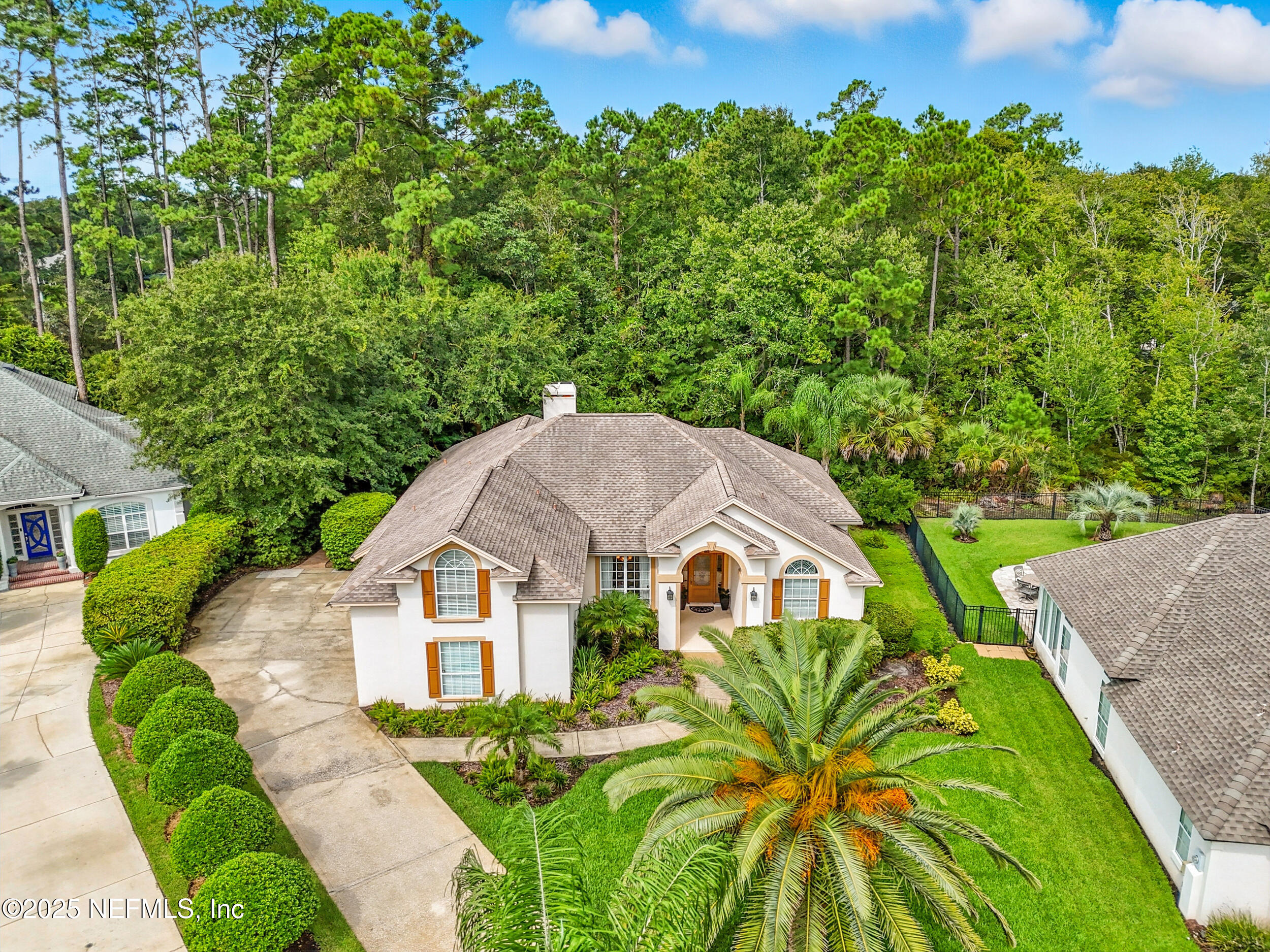 104 TWIN CEDAR Court