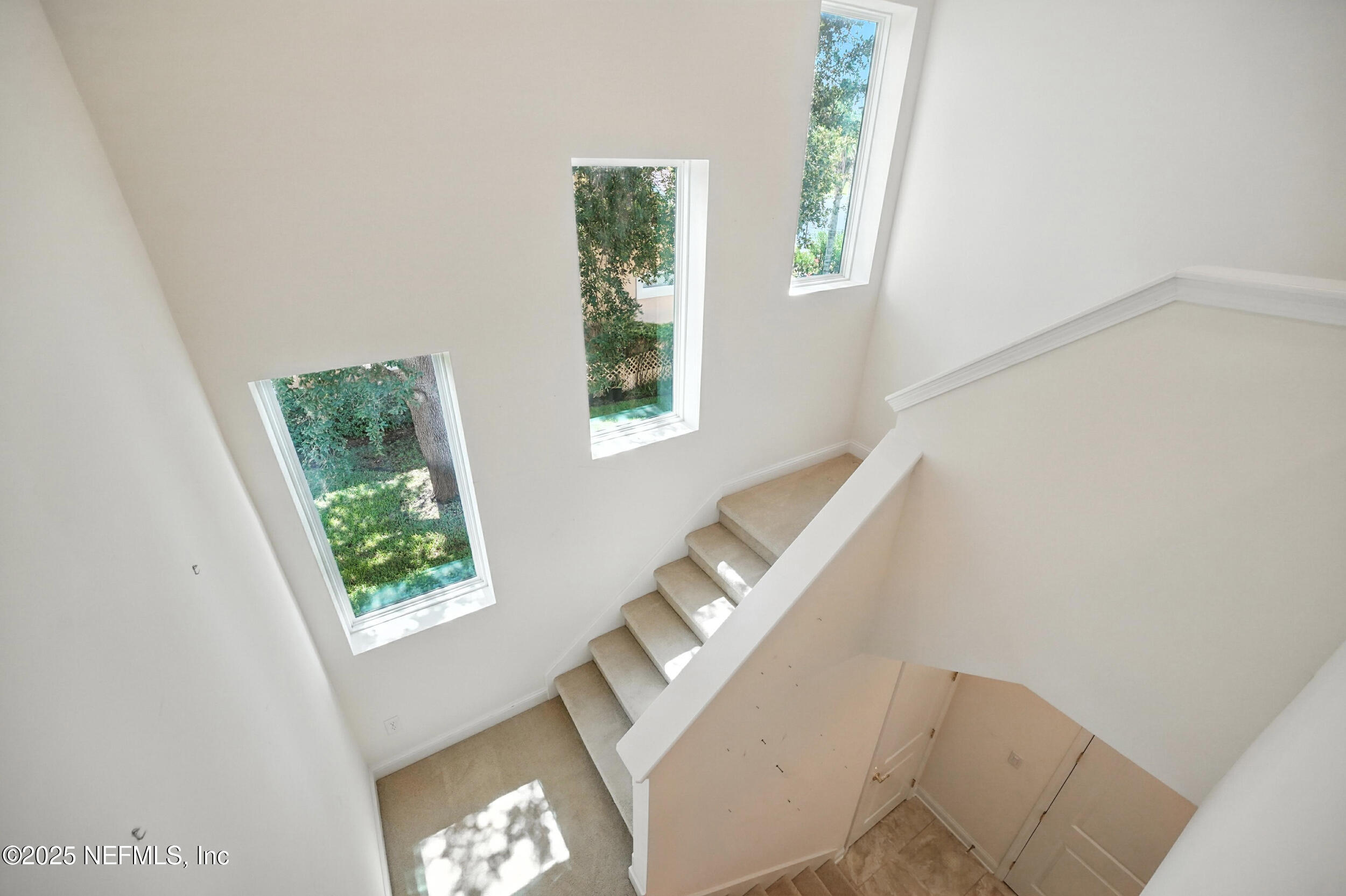 743 E DORCHESTER Drive, St. Johns