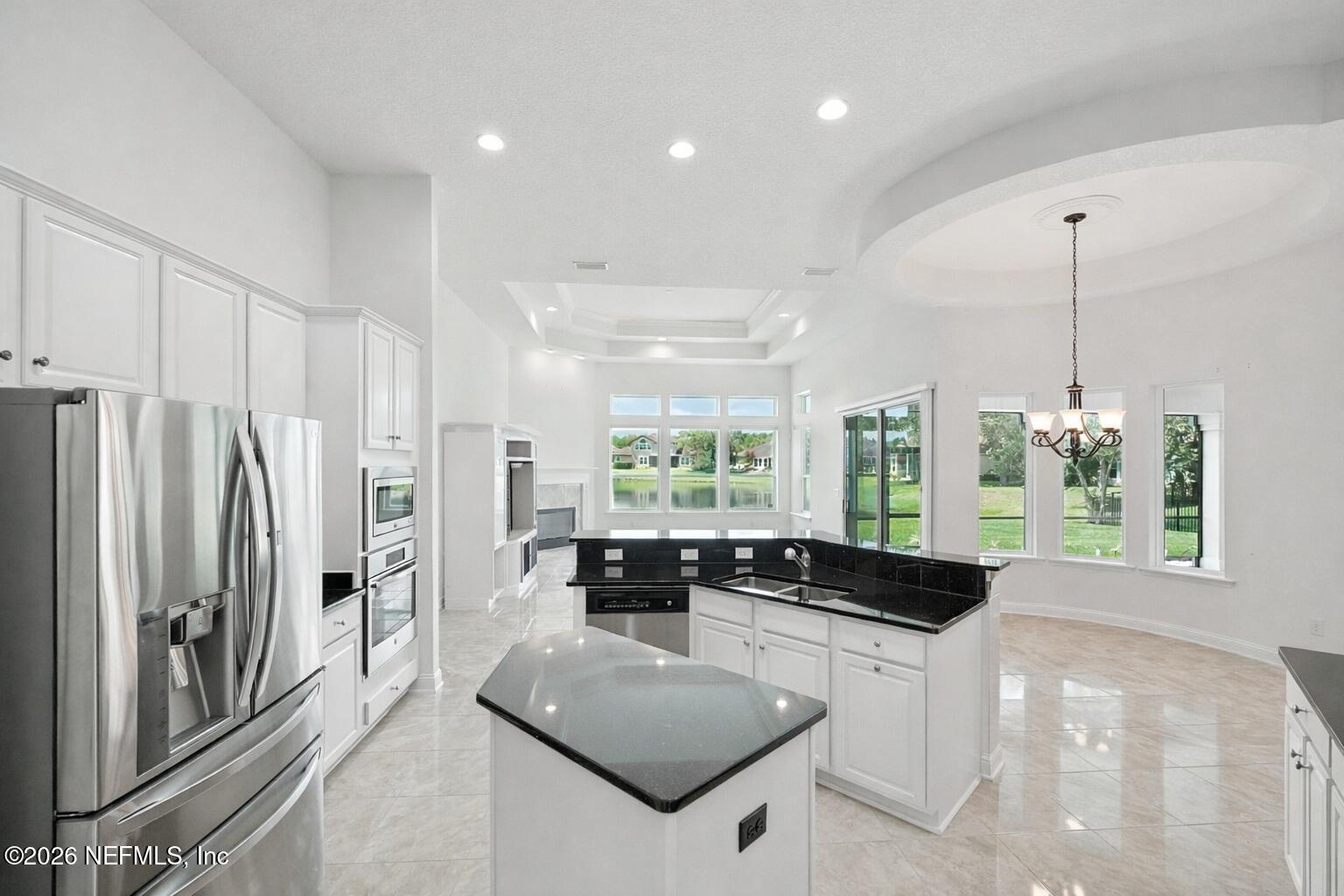 743 E DORCHESTER Drive, St. Johns