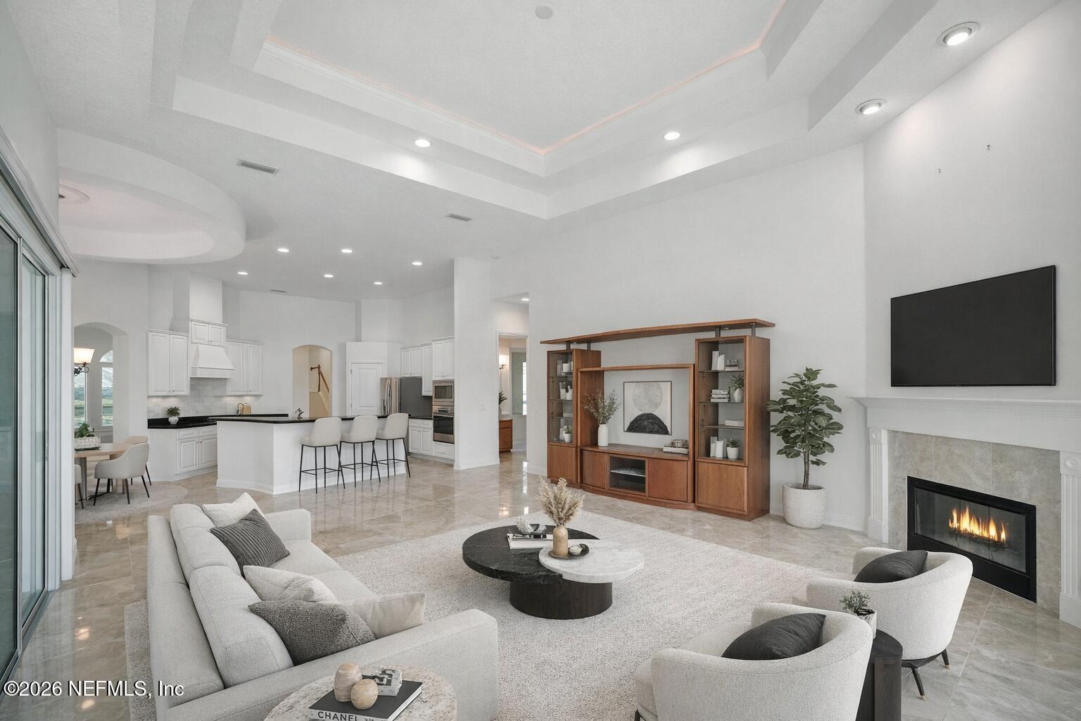 743 E DORCHESTER Drive, St. Johns