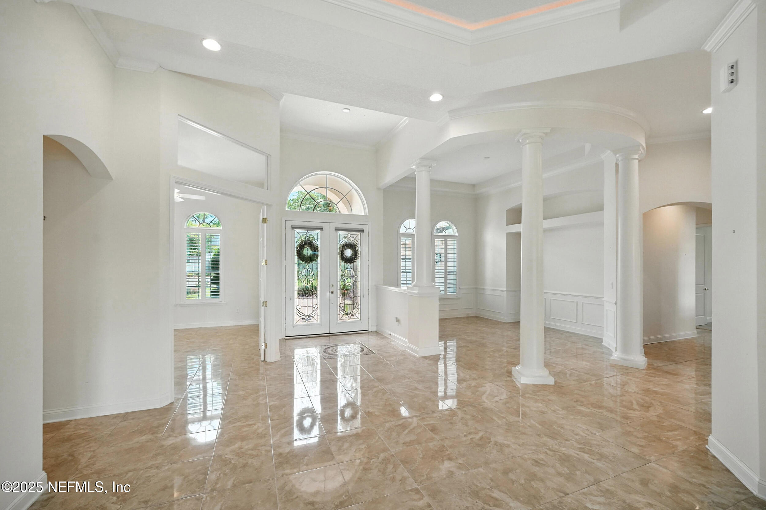 743 E DORCHESTER Drive, St. Johns