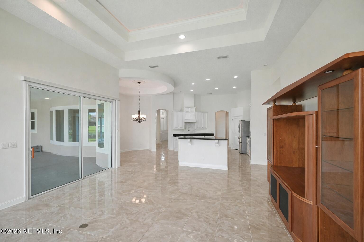 743 E DORCHESTER Drive, St. Johns