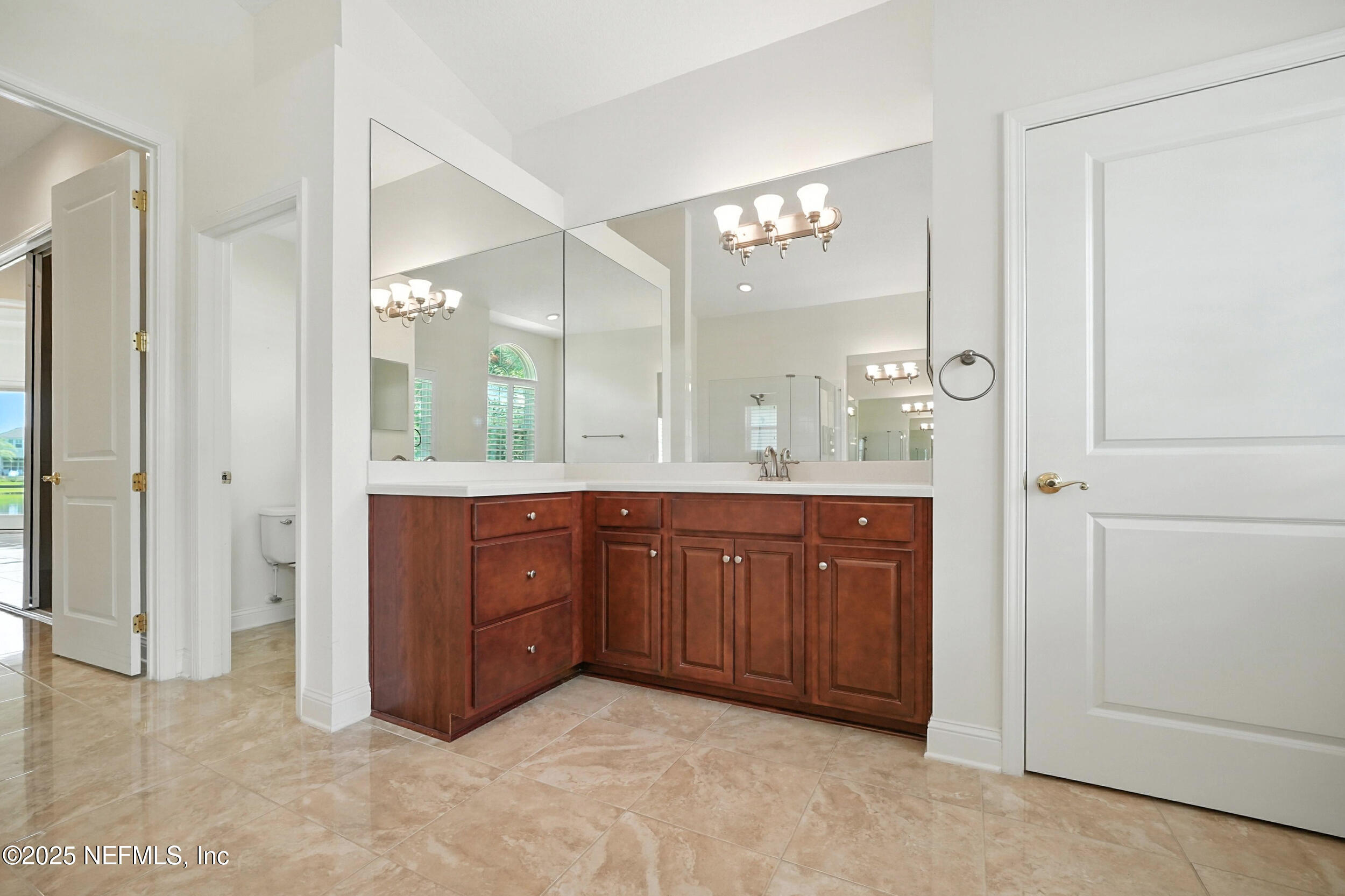 743 E DORCHESTER Drive, St. Johns