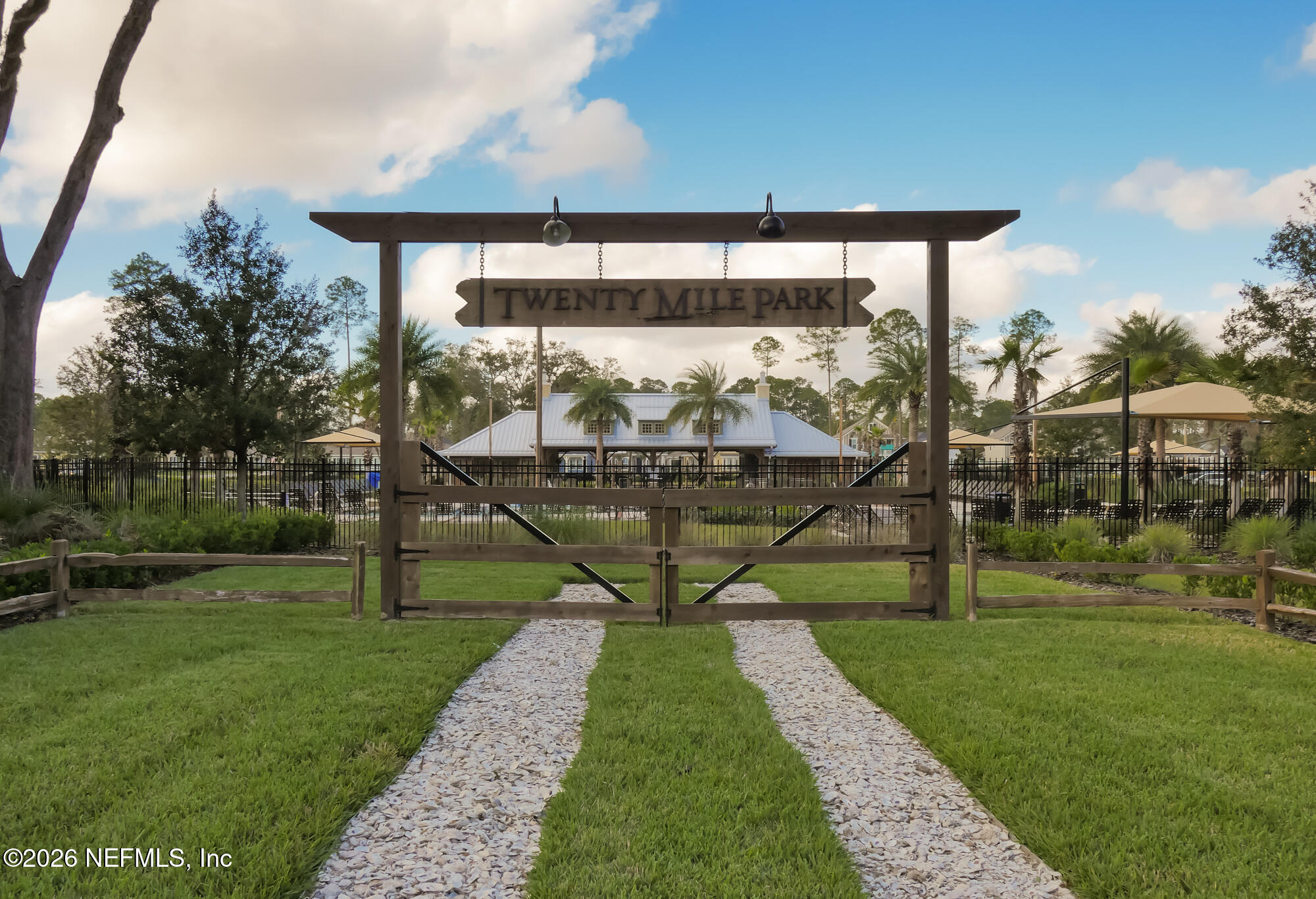 307 PARKBLUFF Circle