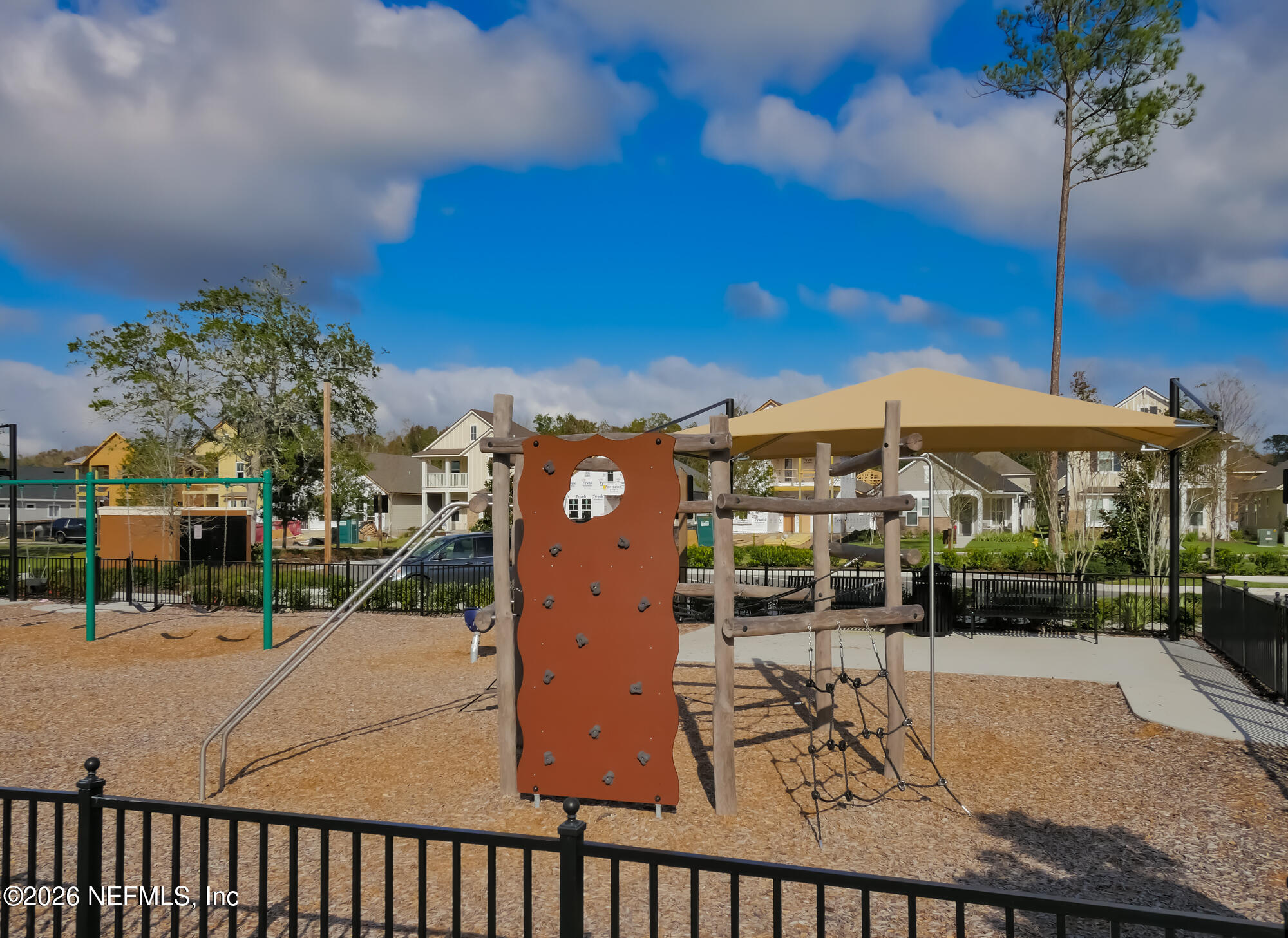 307 PARKBLUFF Circle