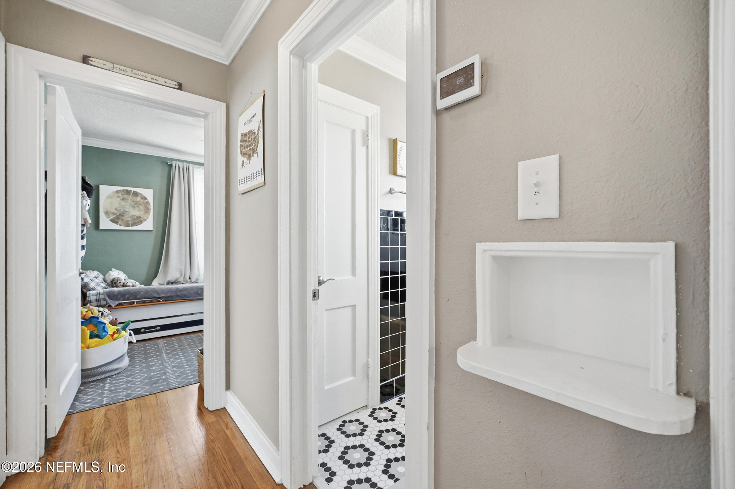 1242 PEACHTREE Street