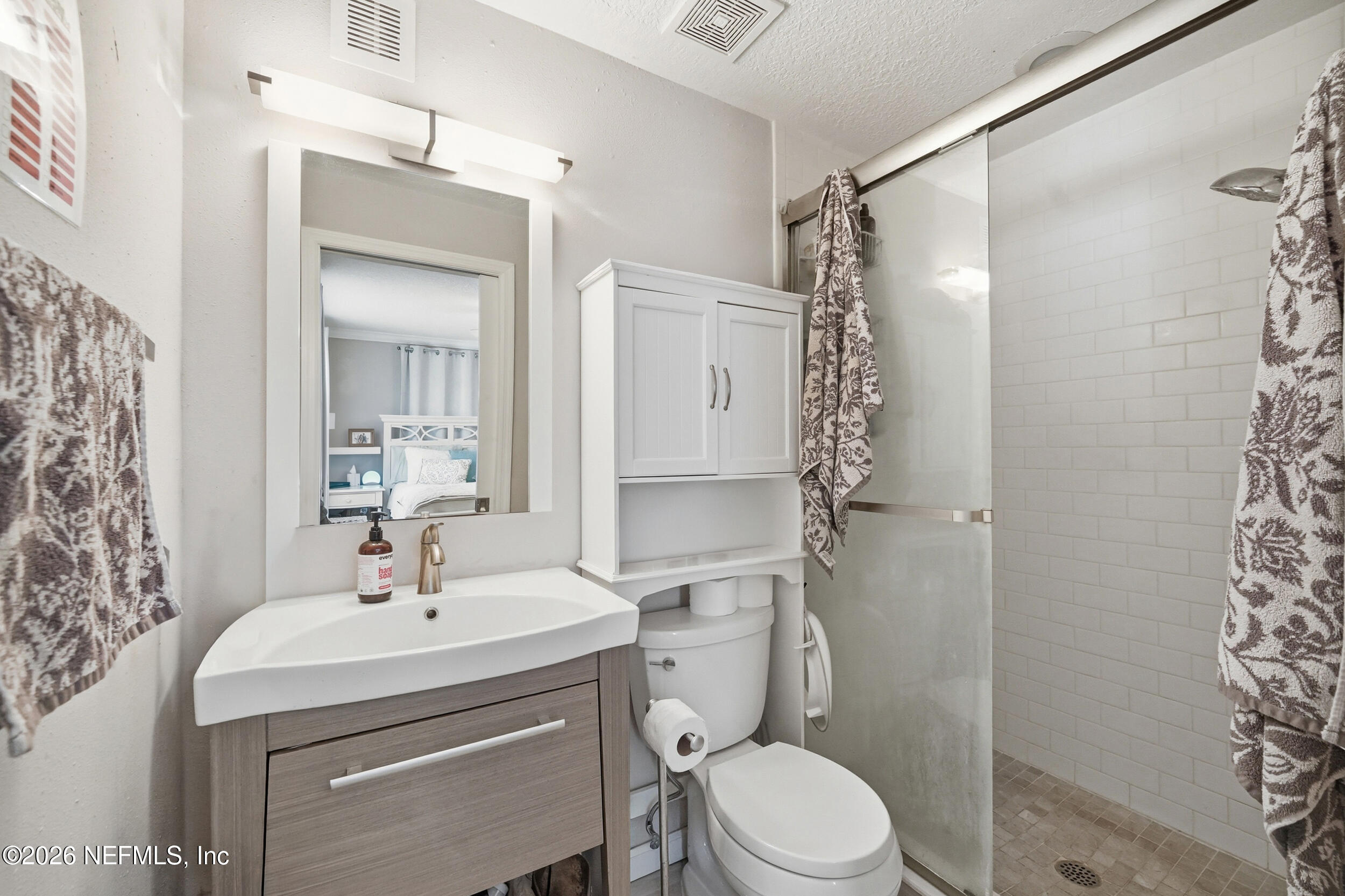 1242 PEACHTREE Street