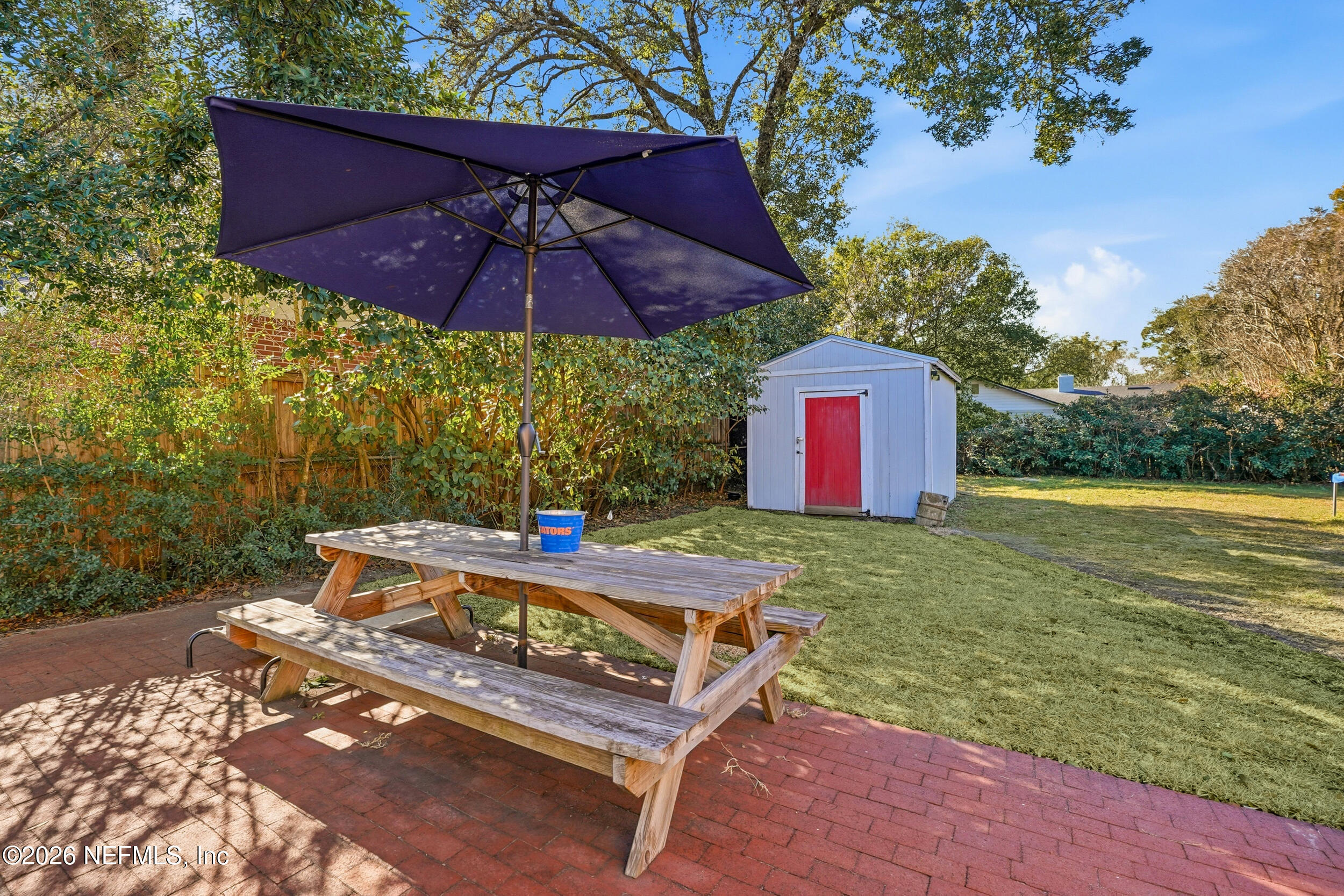 1242 PEACHTREE Street