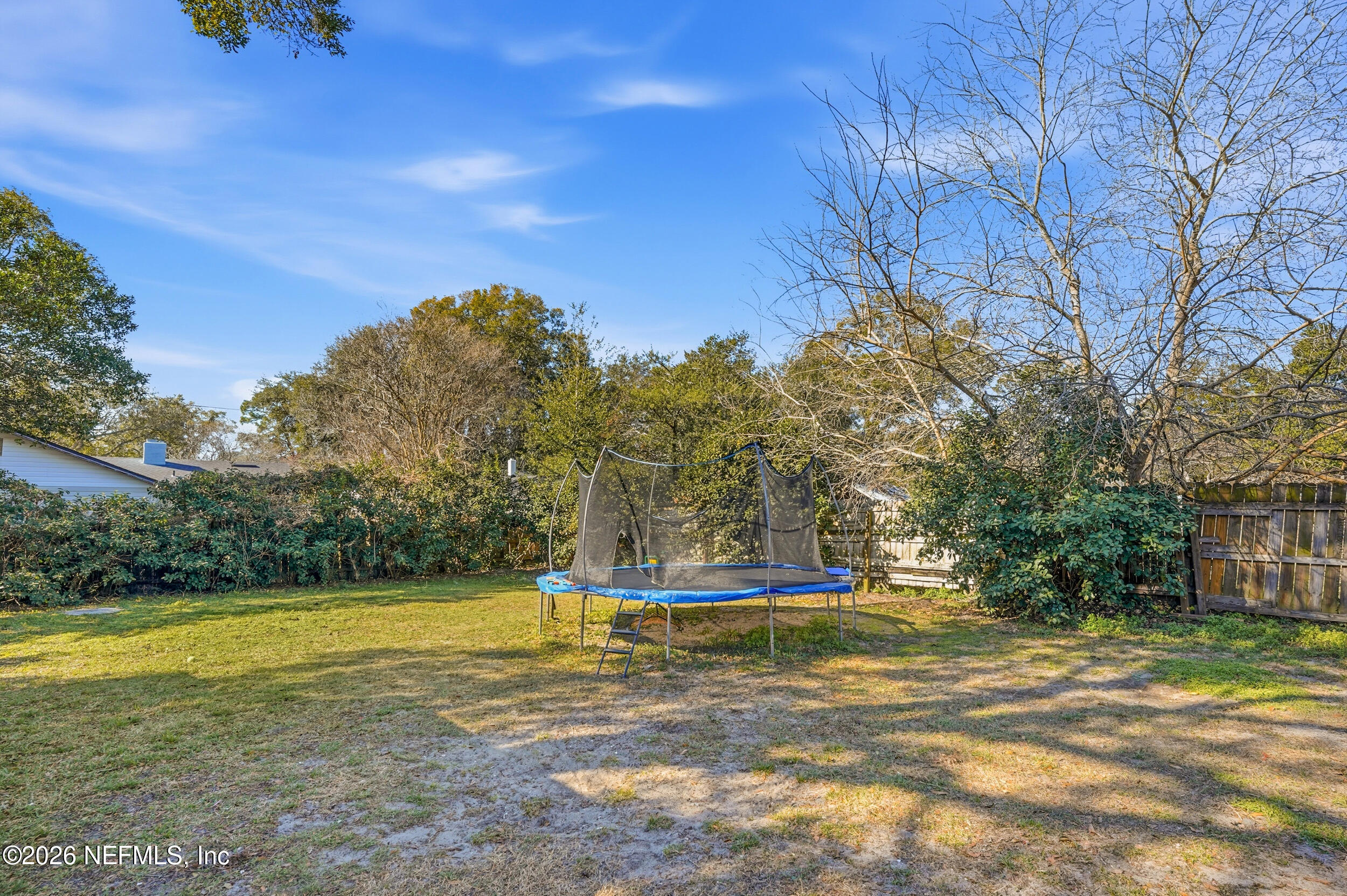 1242 PEACHTREE Street