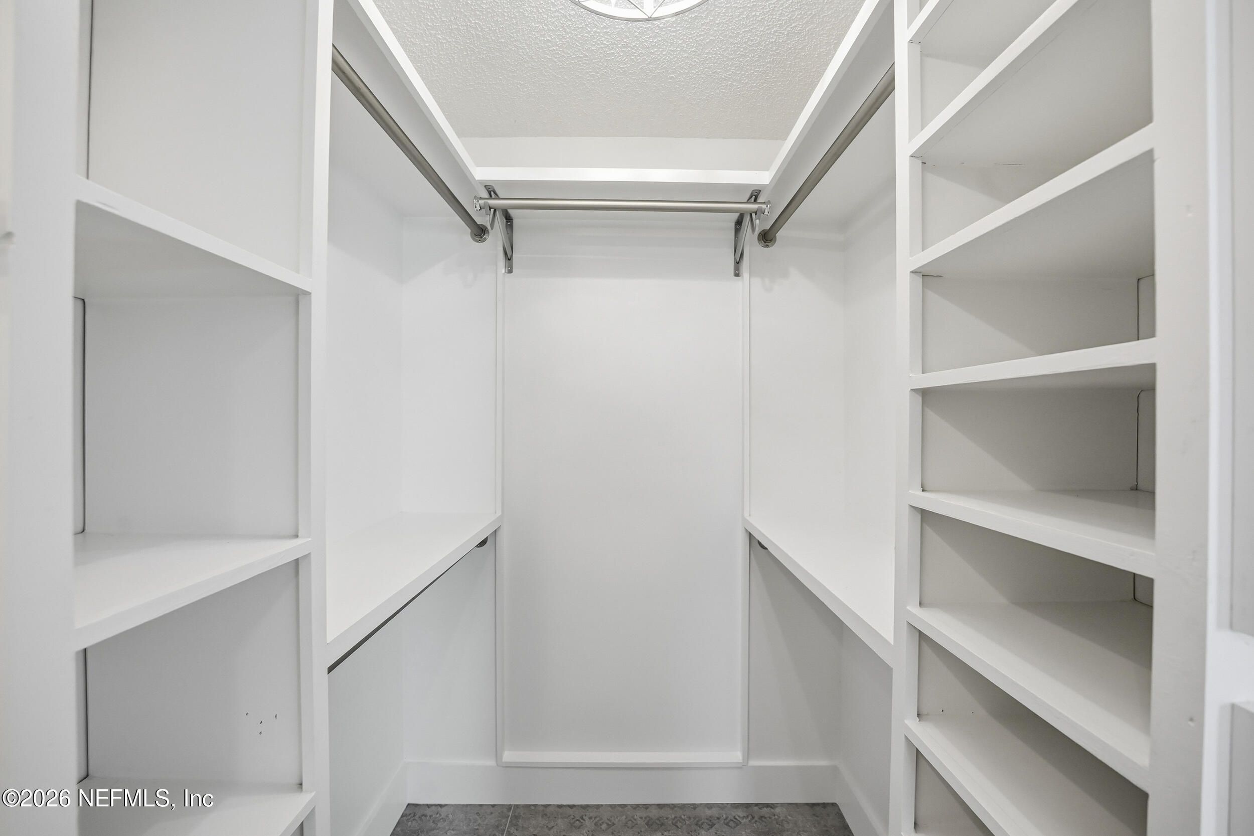 13258 COMPANION Circle S