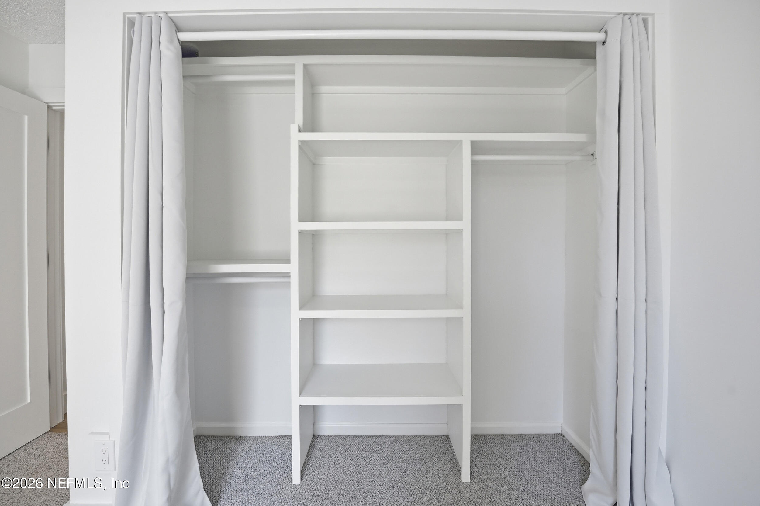 13258 COMPANION Circle S