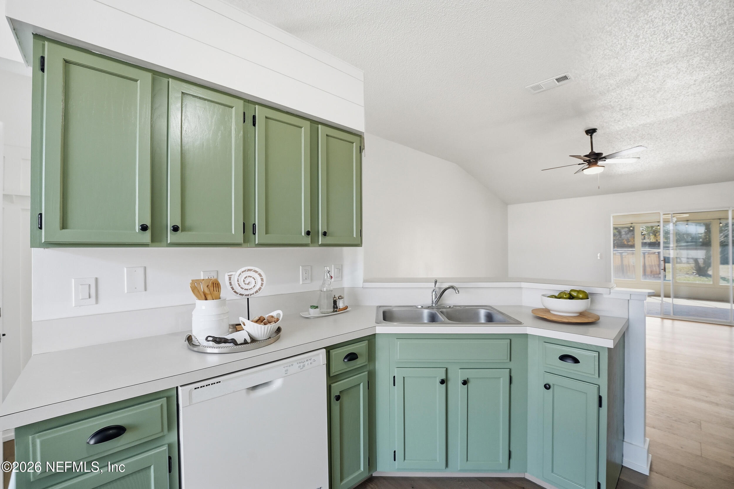 13258 COMPANION Circle S