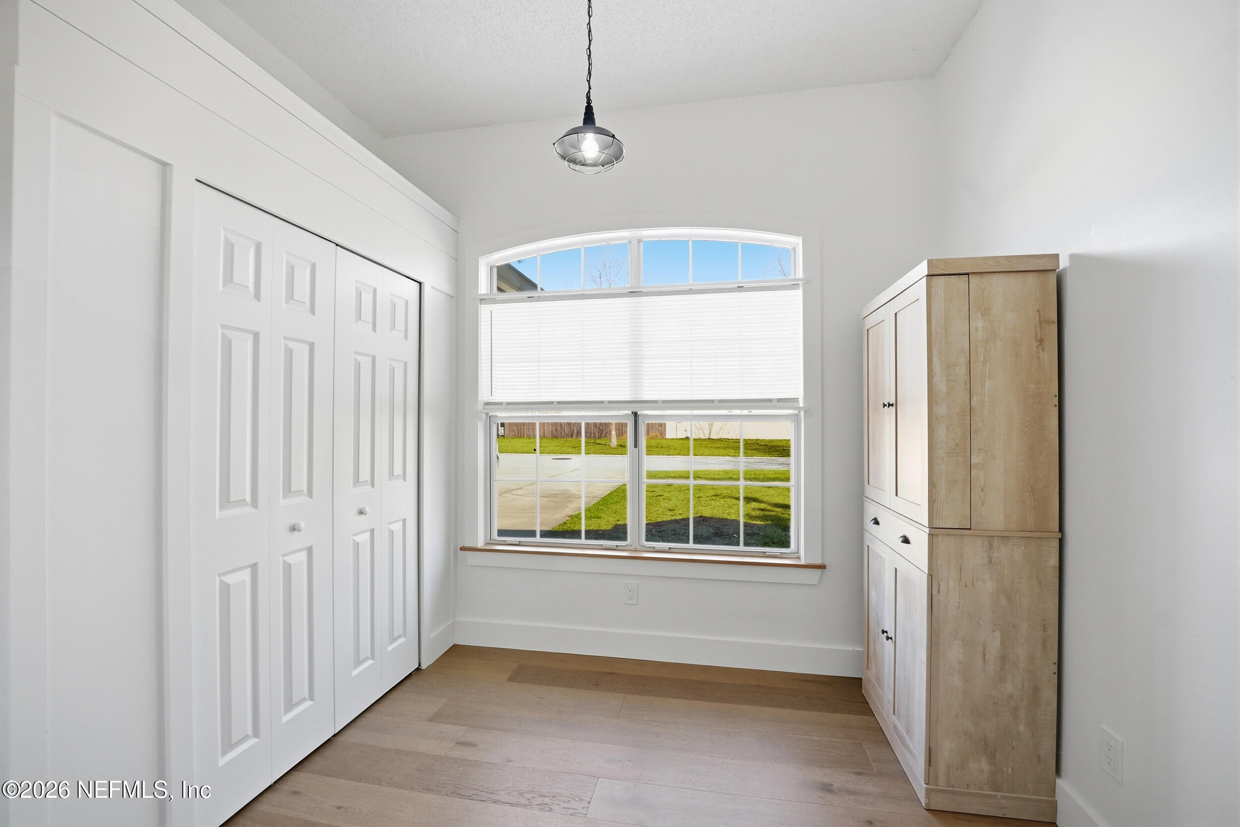 13258 COMPANION Circle S