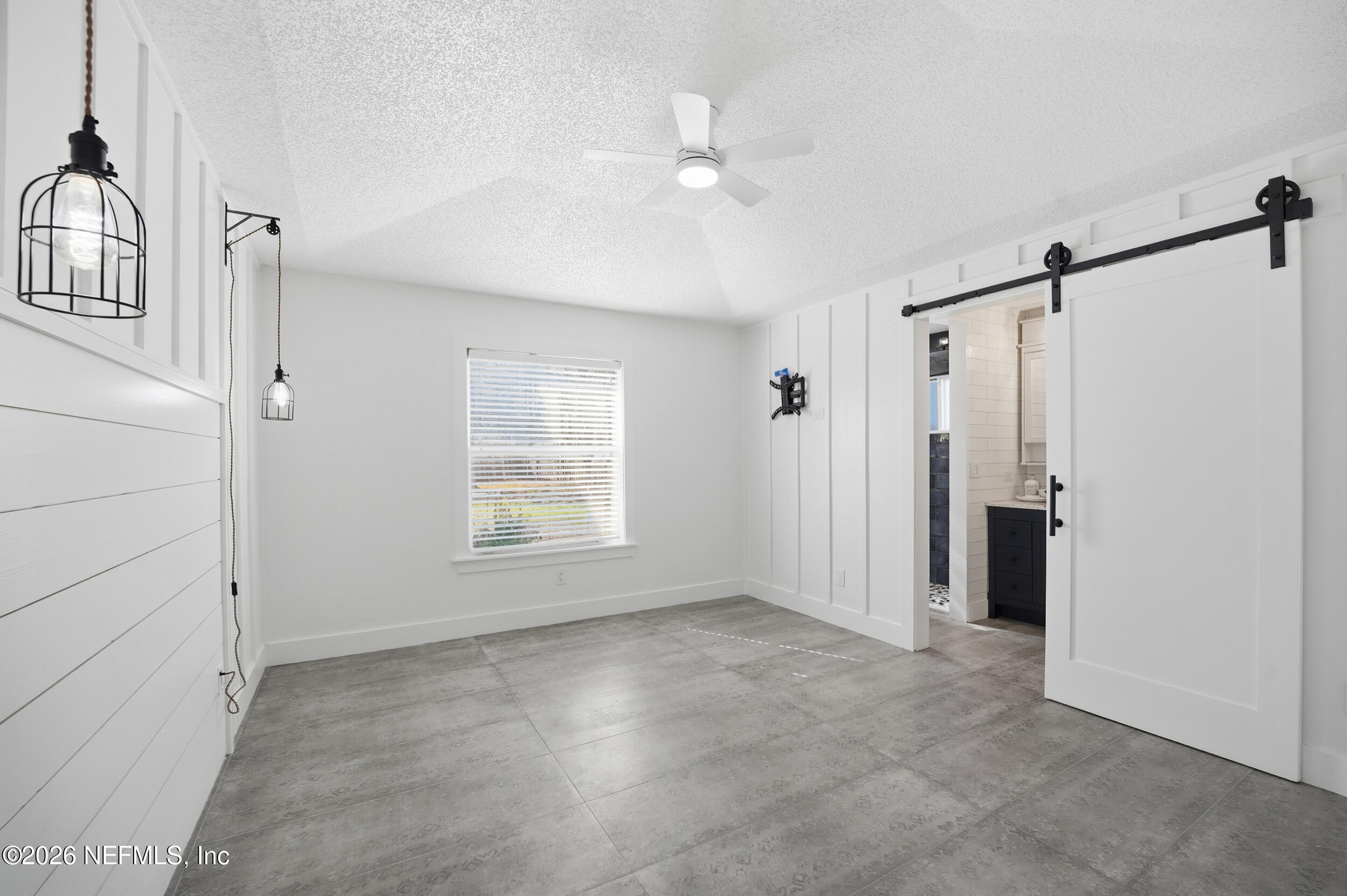 13258 COMPANION Circle S