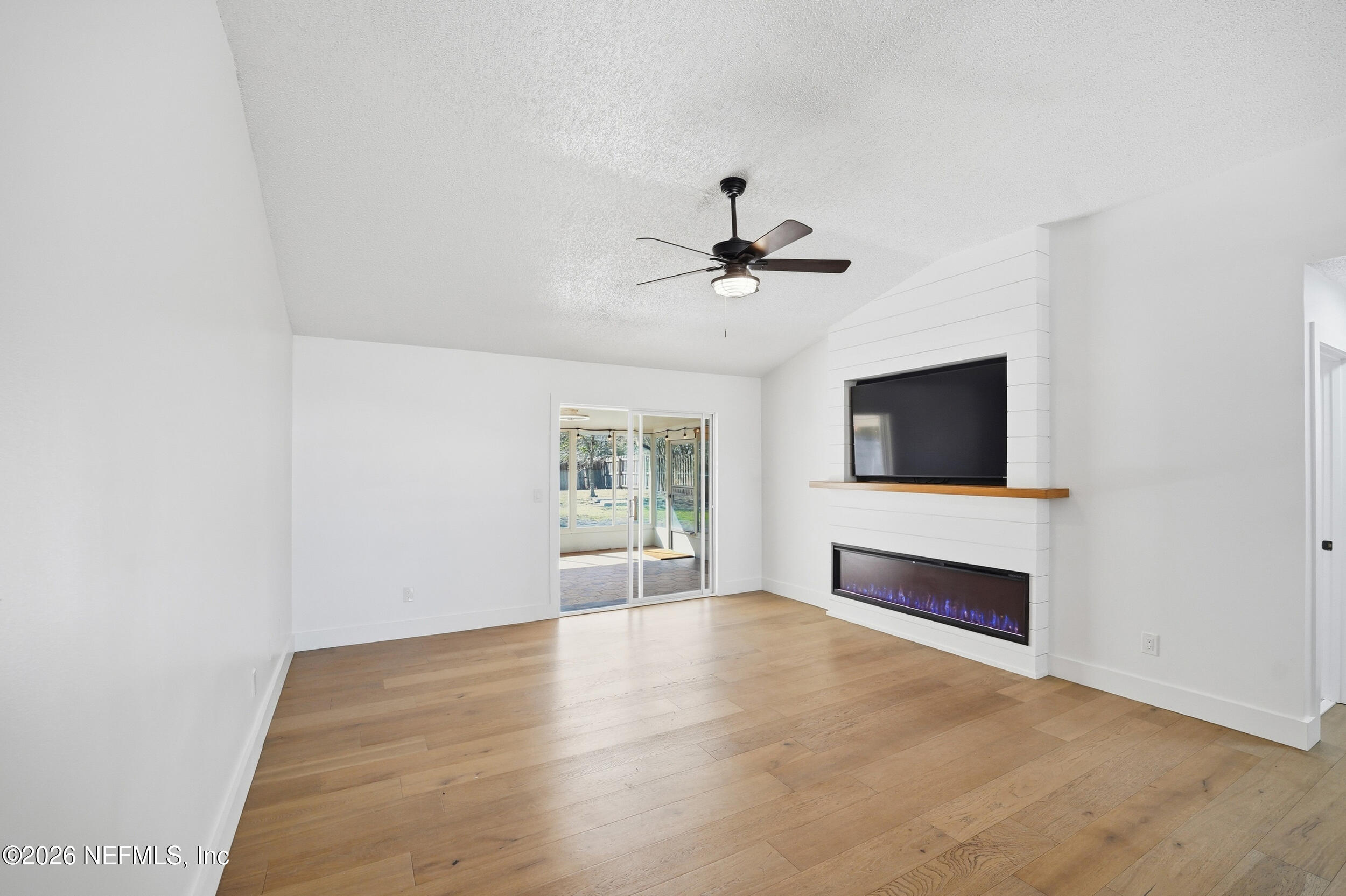 13258 COMPANION Circle S