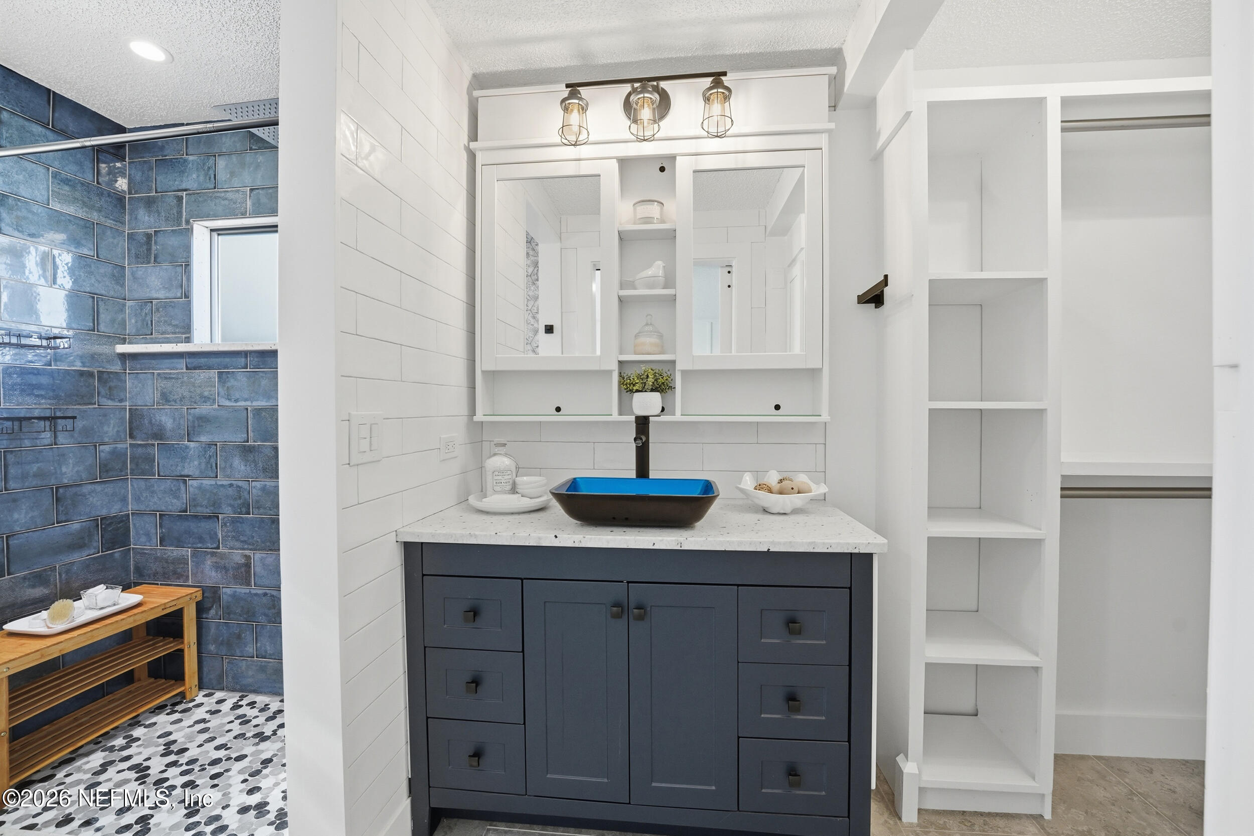 13258 COMPANION Circle S