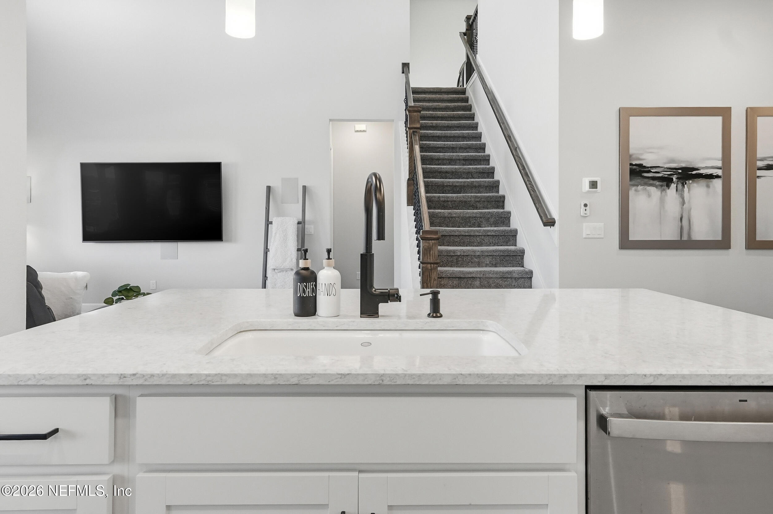 255 SETTLERS LANDING Drive