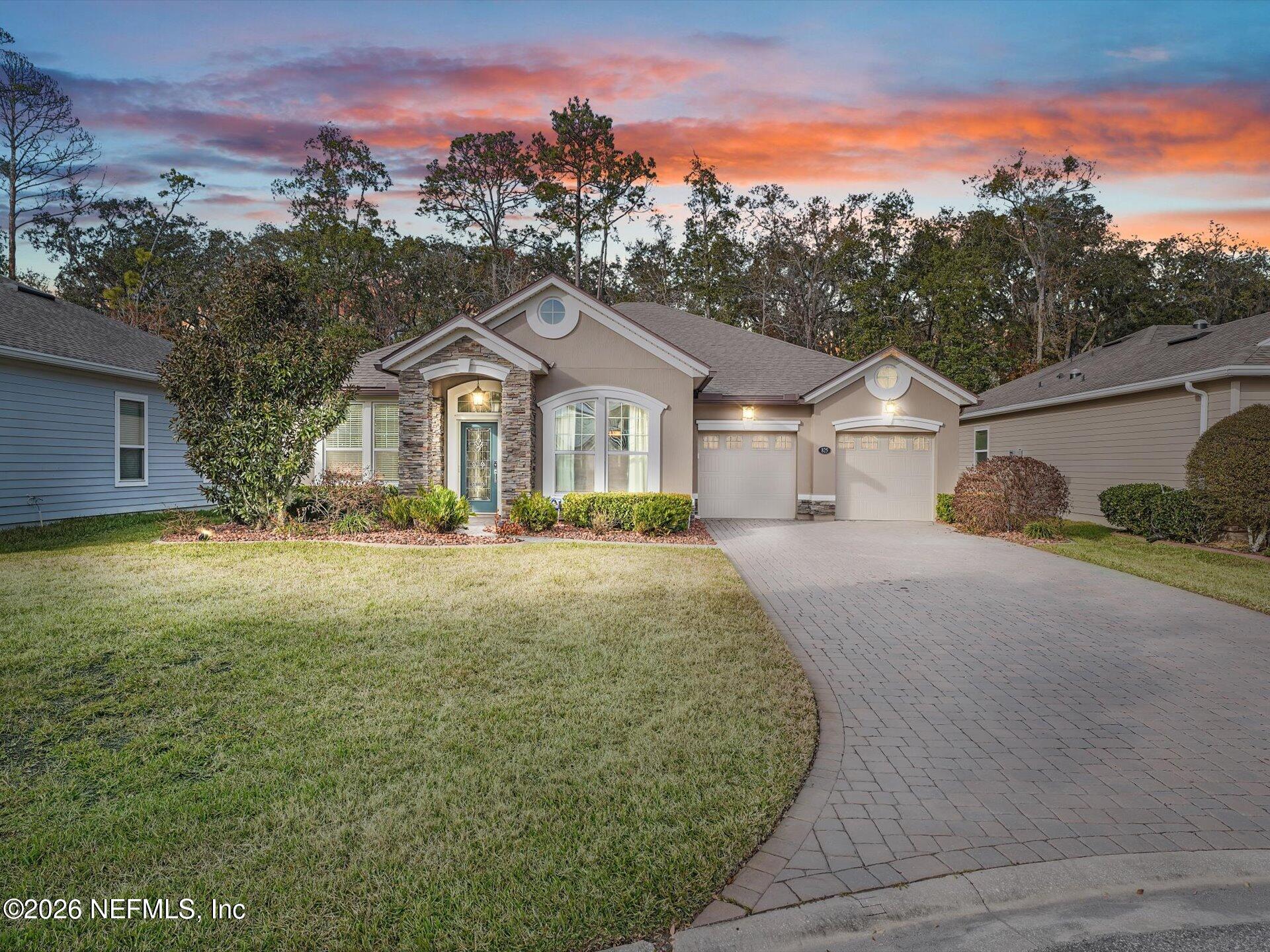 825 ASPEN LEAF Drive