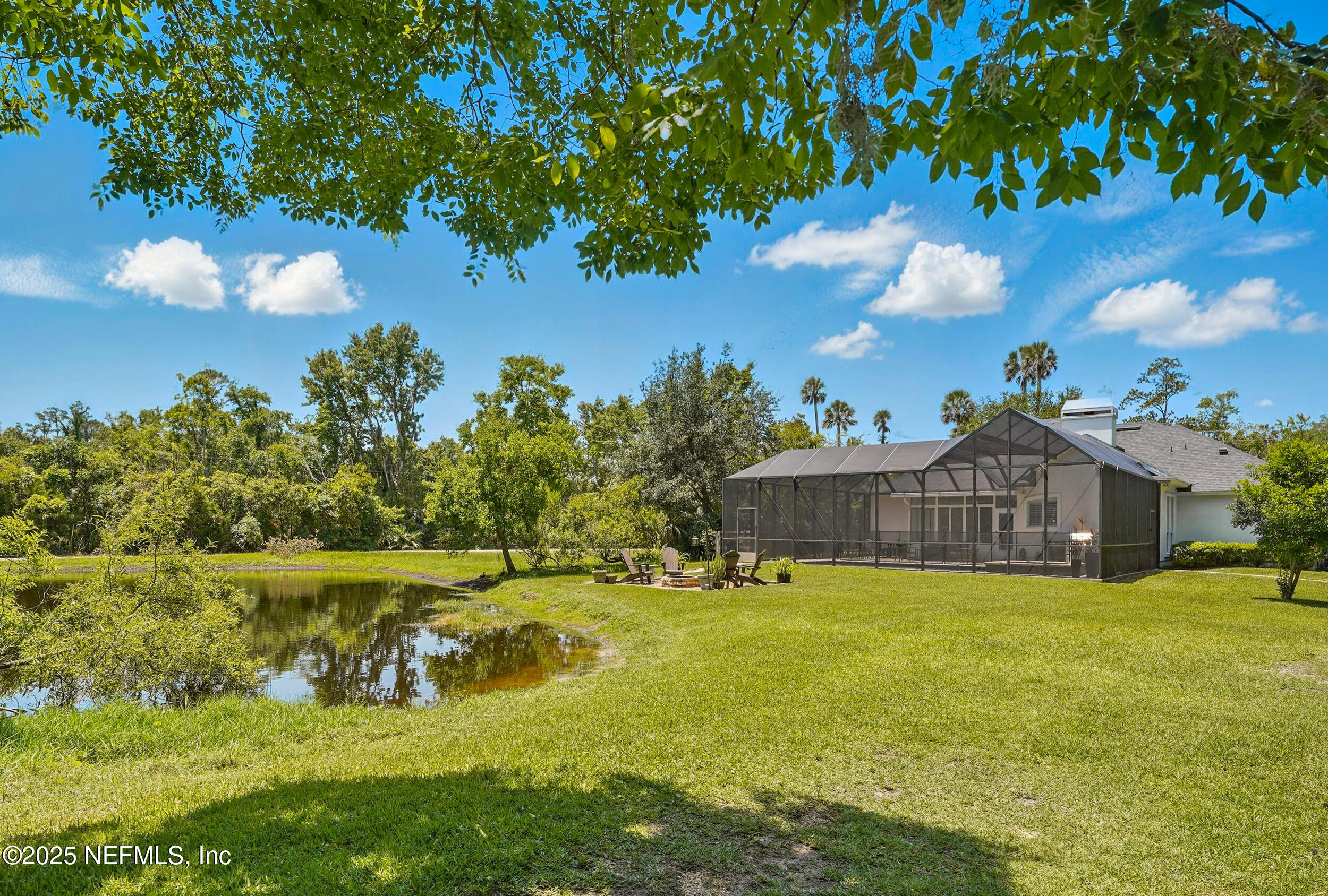 150A N ROSCOE Boulevard