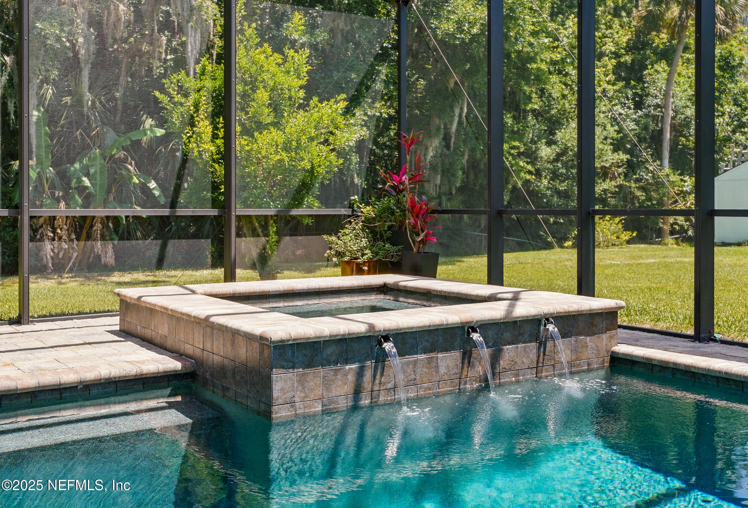 150A N ROSCOE Boulevard