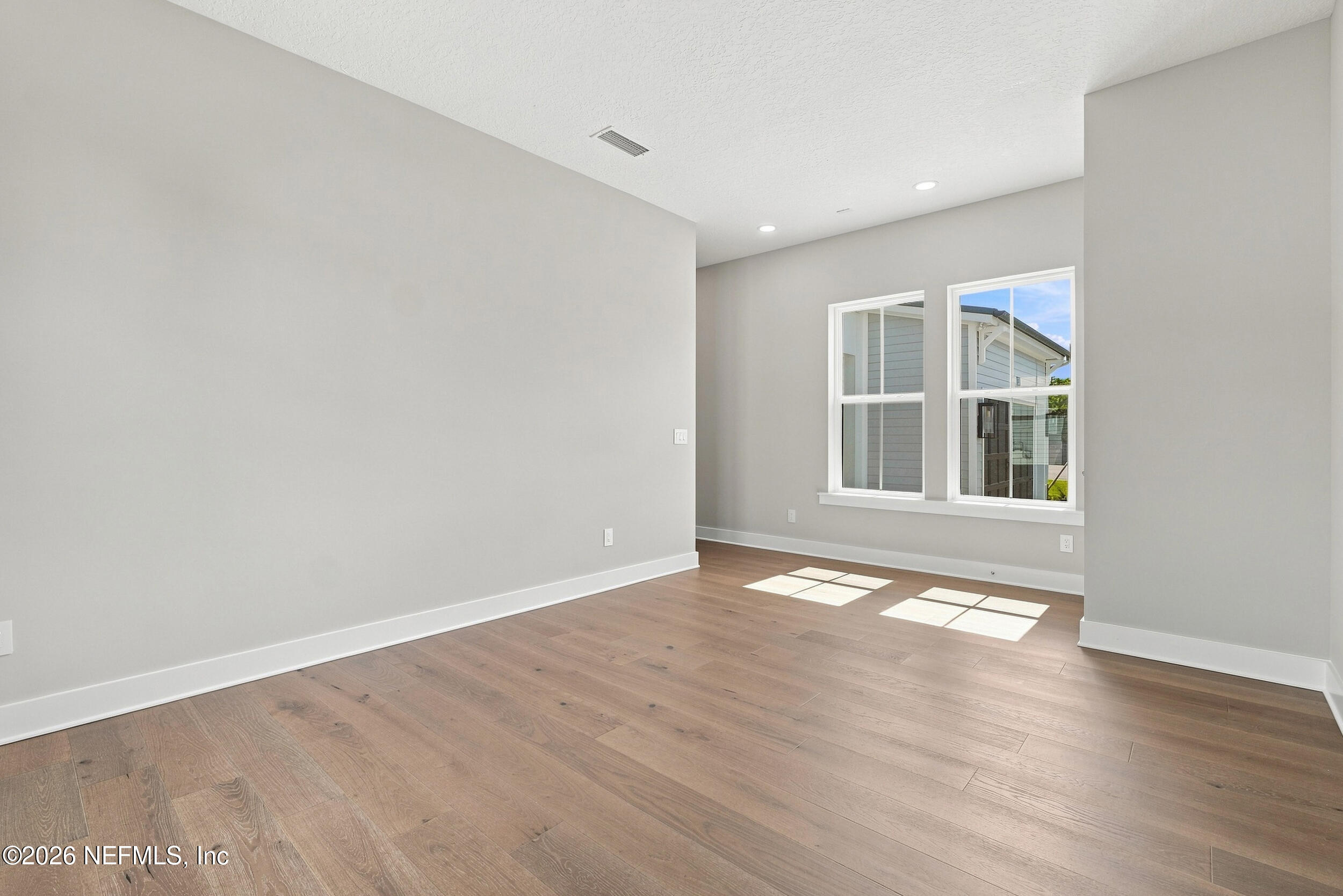 99 ESTUARY Cove