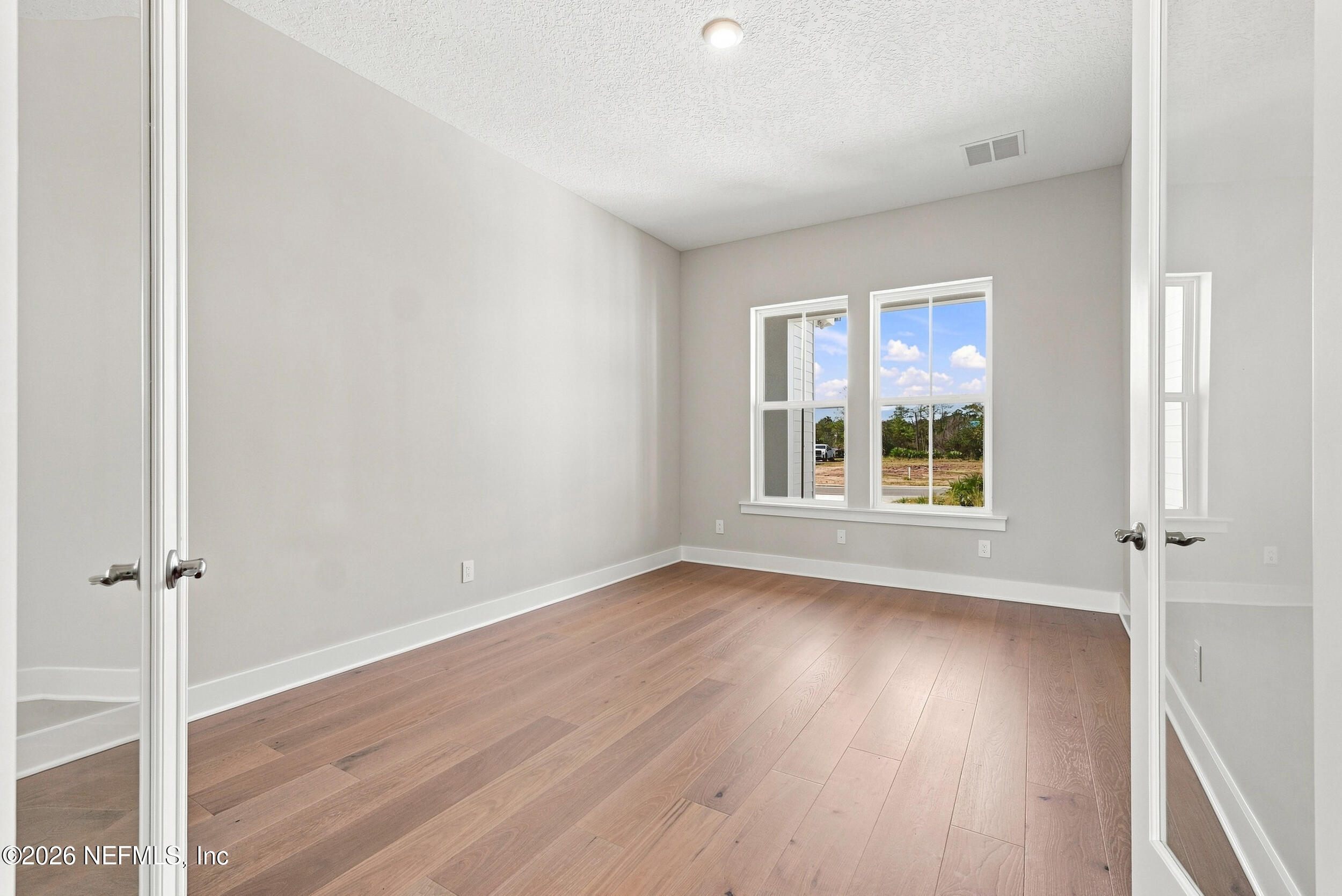 99 ESTUARY Cove