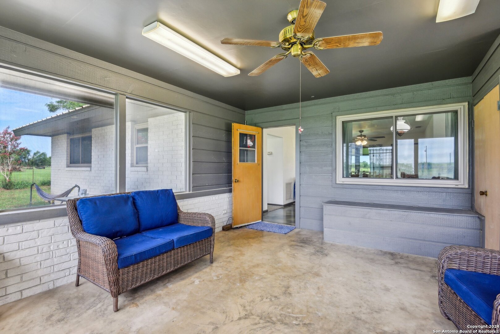 1035 Pine Meadow