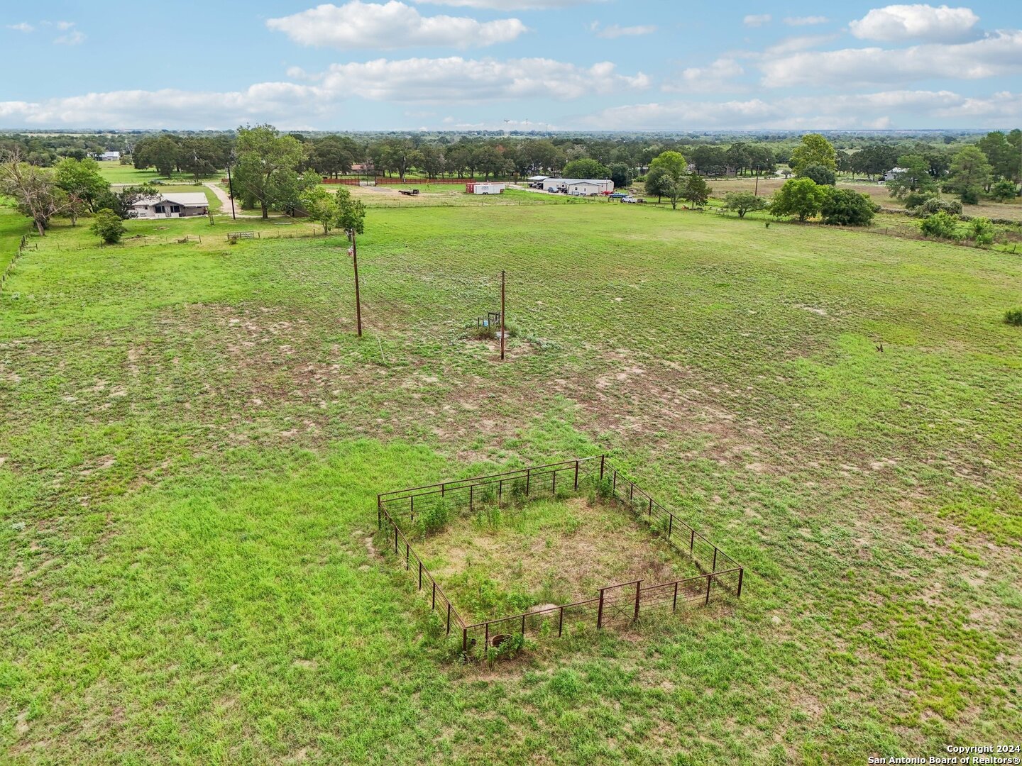 1035 Pine Meadow
