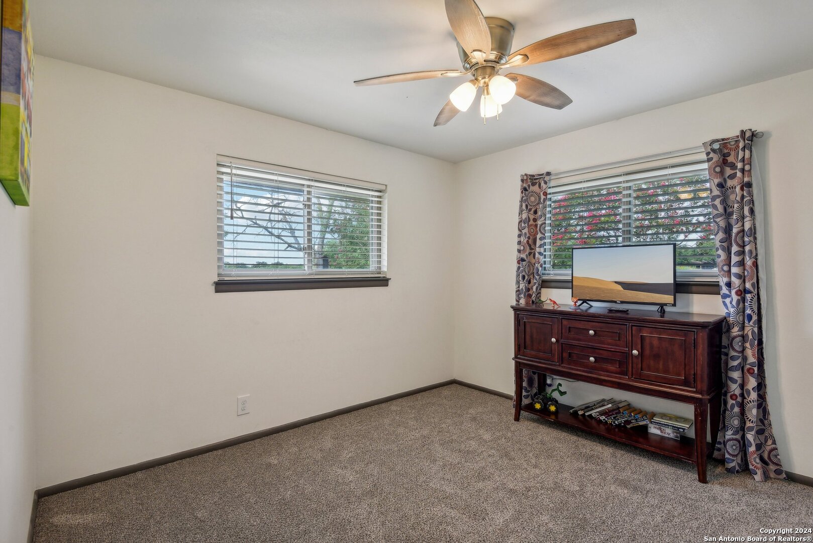 1035 Pine Meadow