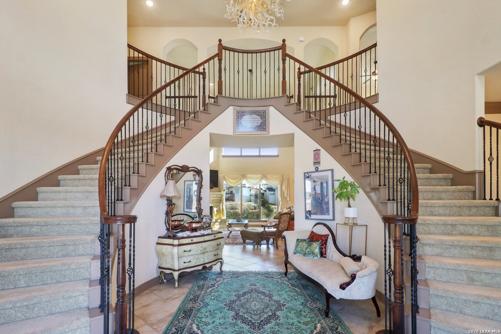 8811 Monarchy Row