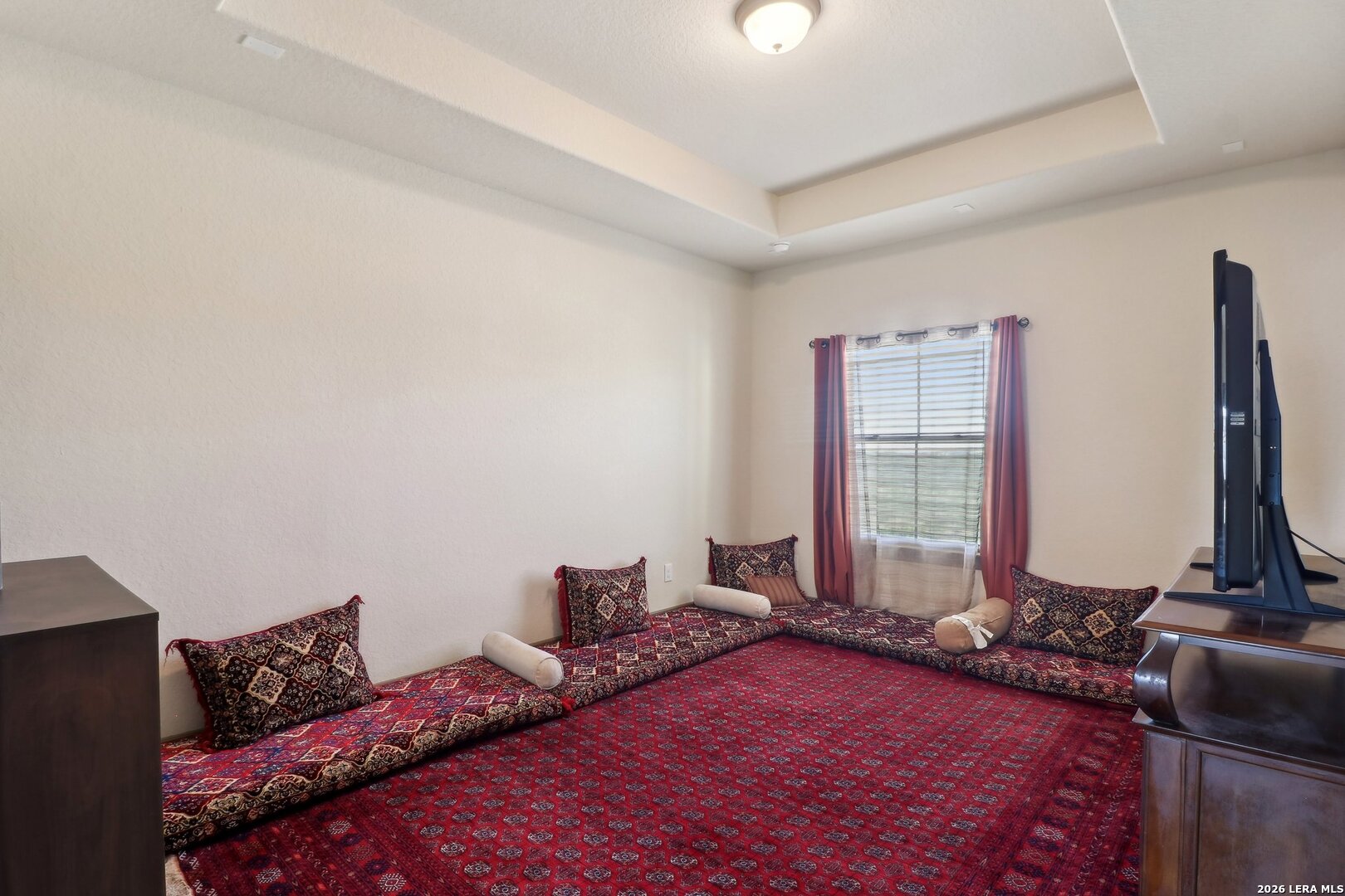 8811 Monarchy Row