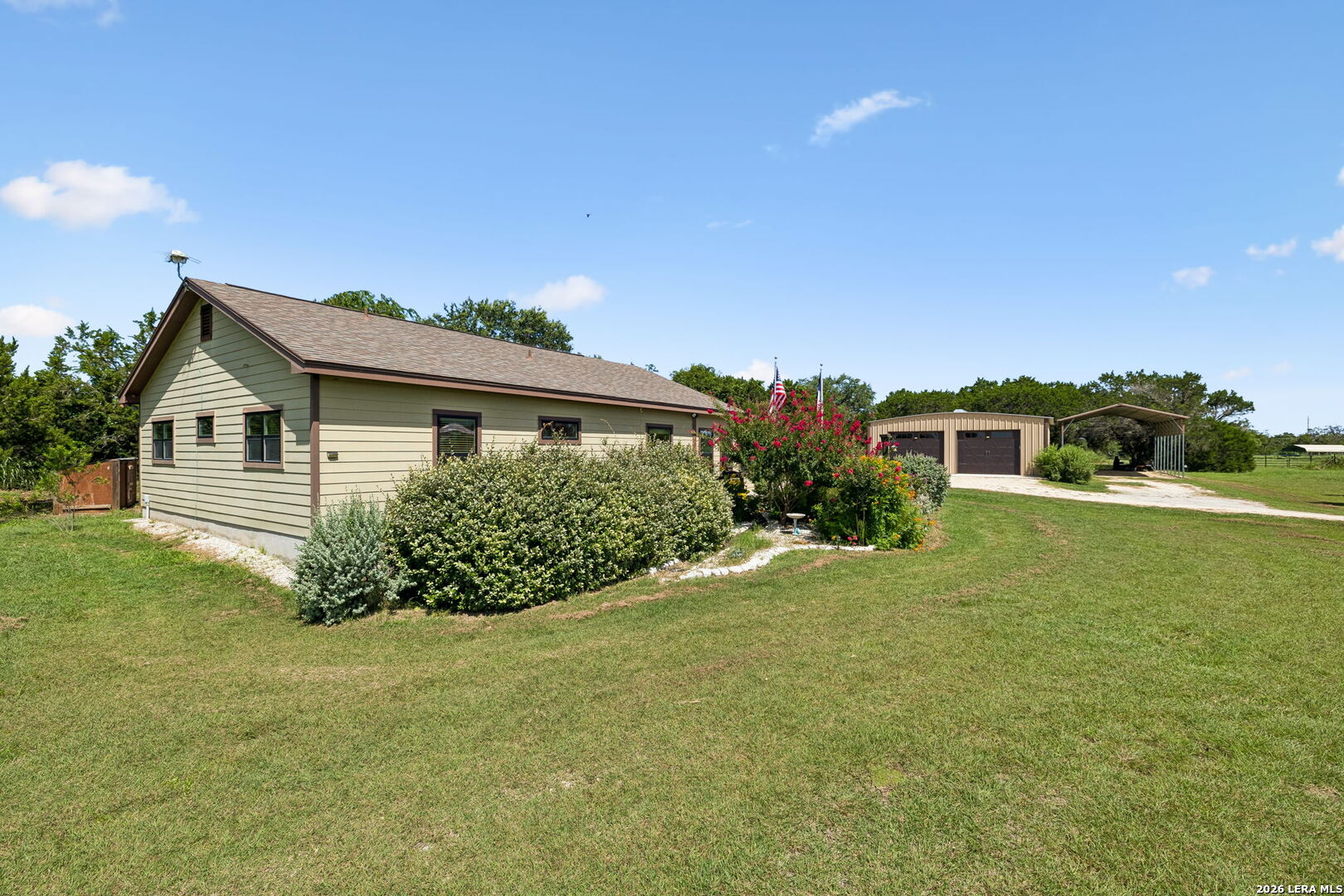 1355 BROAD OAK DR